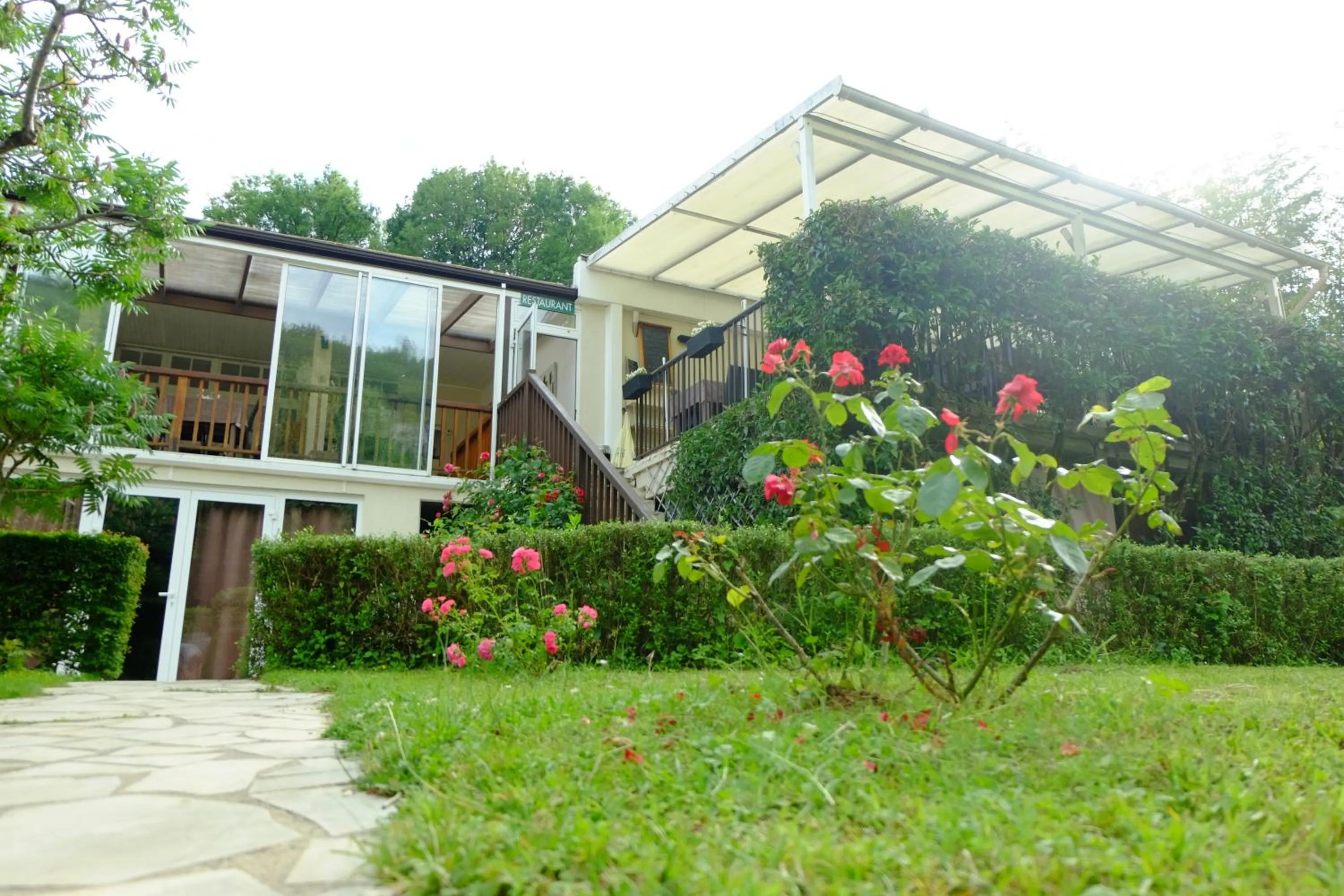 Hôtel Restaurant Les Falaises