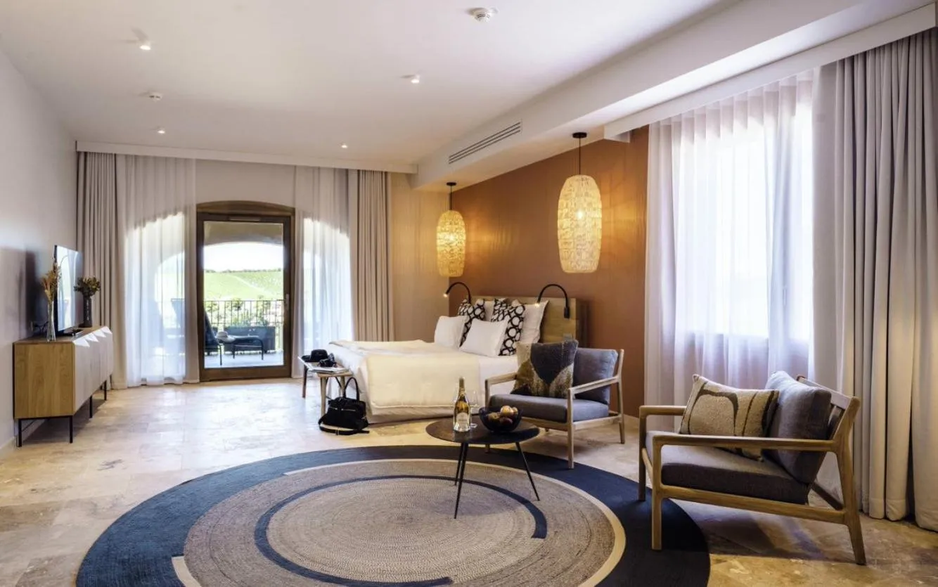 Bedroom in Château L'Hospitalet Wine Resort Beach & Spa