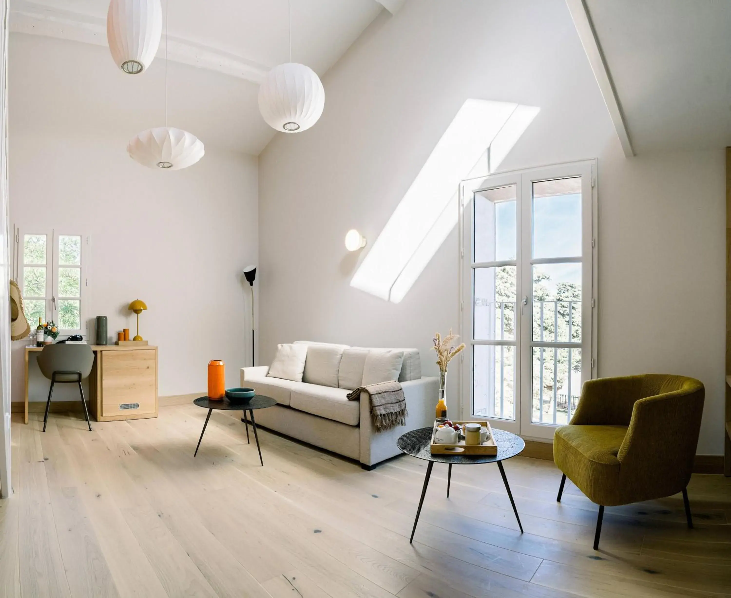 Property building in Château L'Hospitalet Wine Resort Beach & Spa Property building in Château L'Hospitalet Wine Resort Beach & Spa