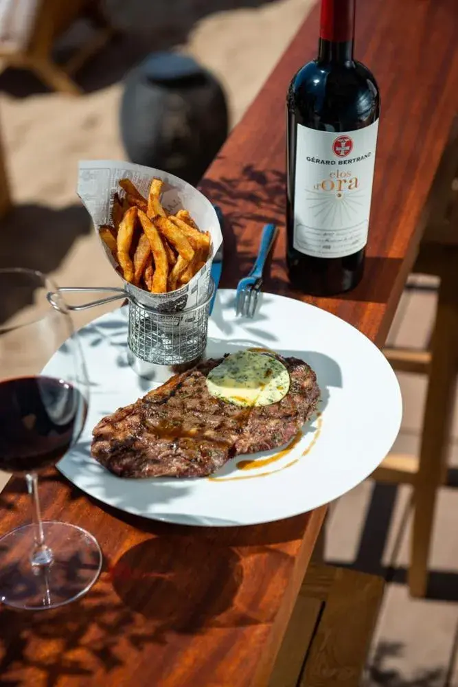 Restaurant/places to eat in Château L'Hospitalet Wine Resort Beach & Spa Restaurant/places to eat in Château L'Hospitalet Wine Resort Beach & Spa