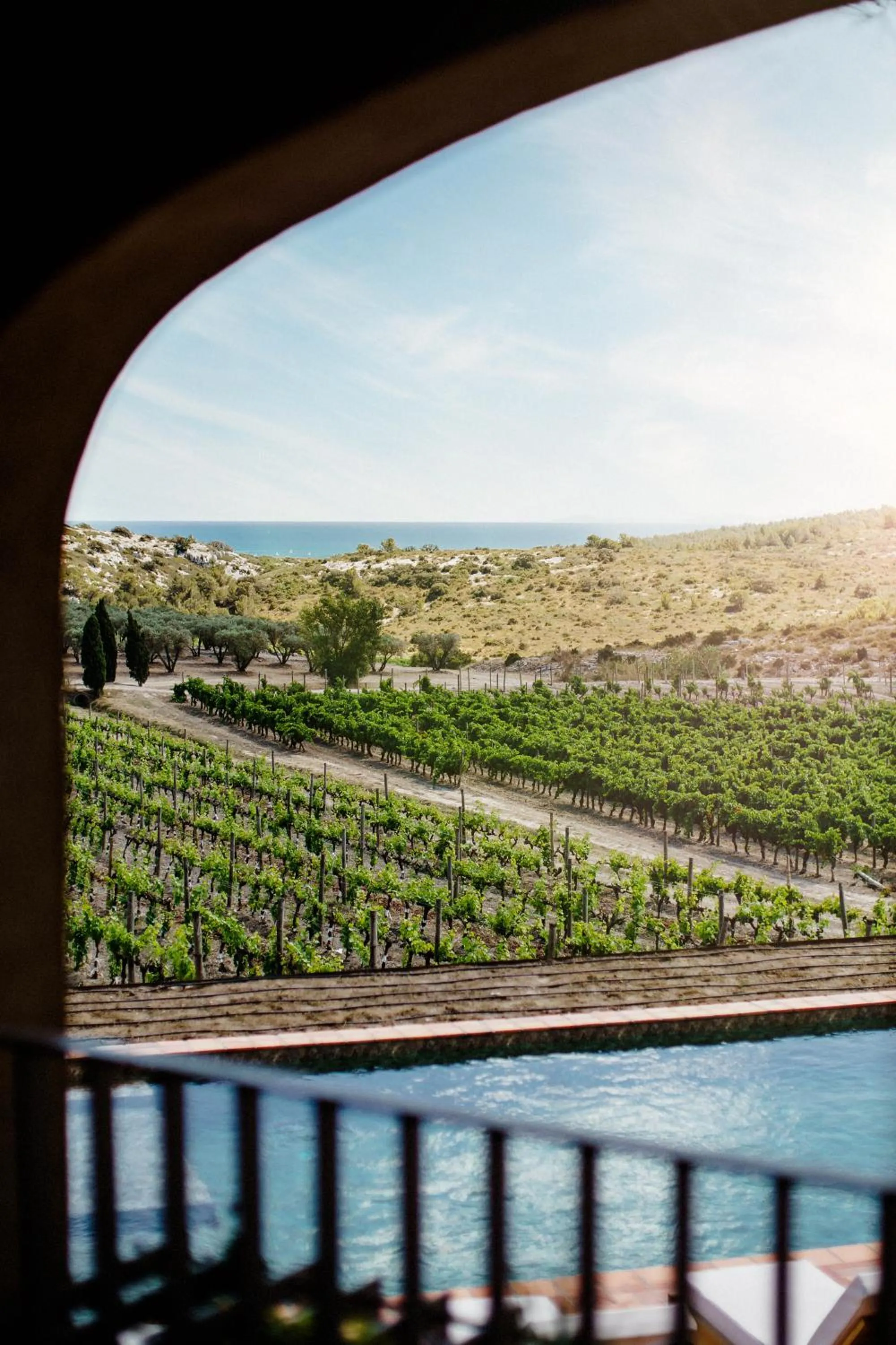 Natural landscape in Château L'Hospitalet Wine Resort Beach & Spa