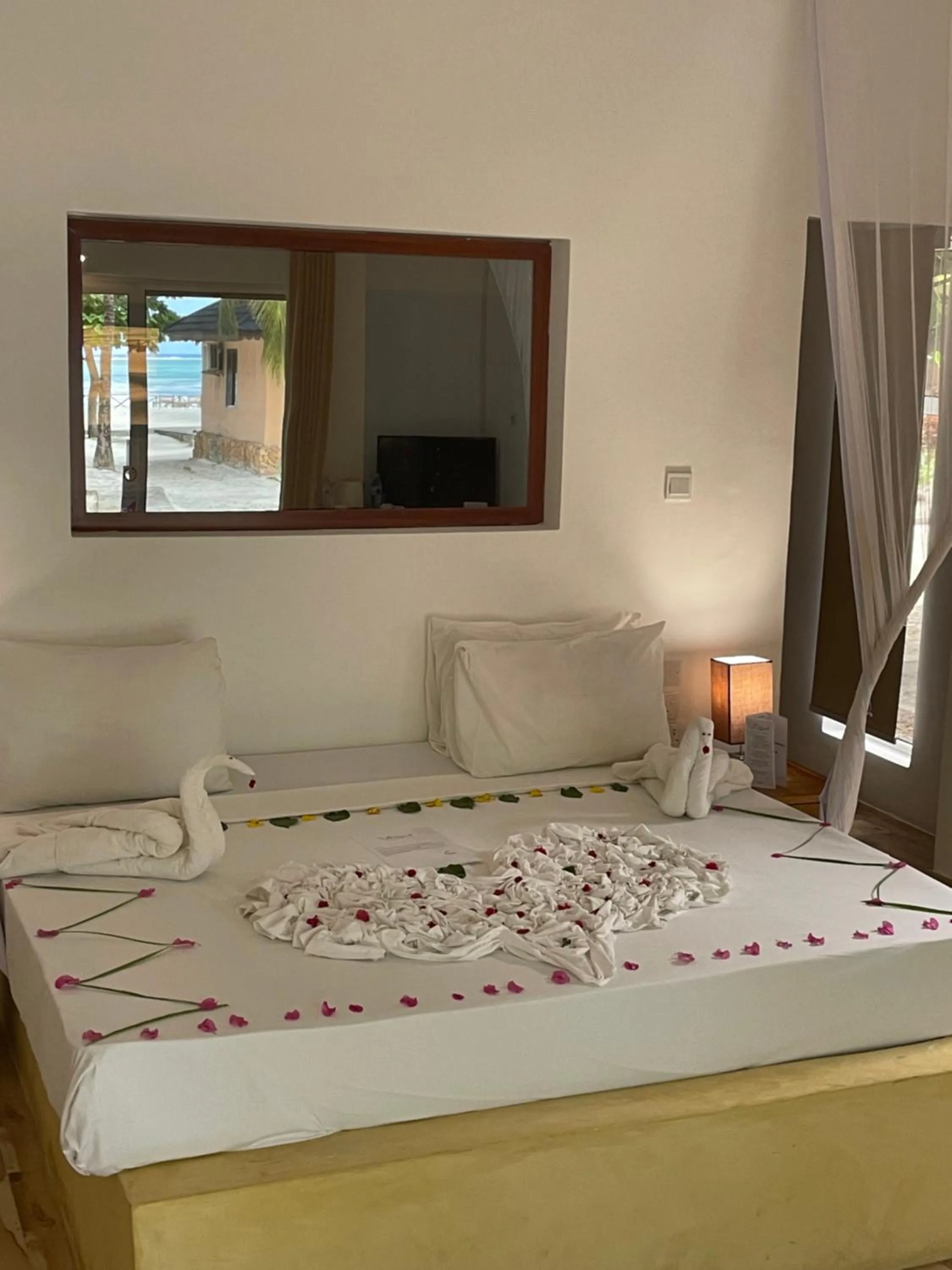 Bed in VRclub Paje Palms Beach Resort