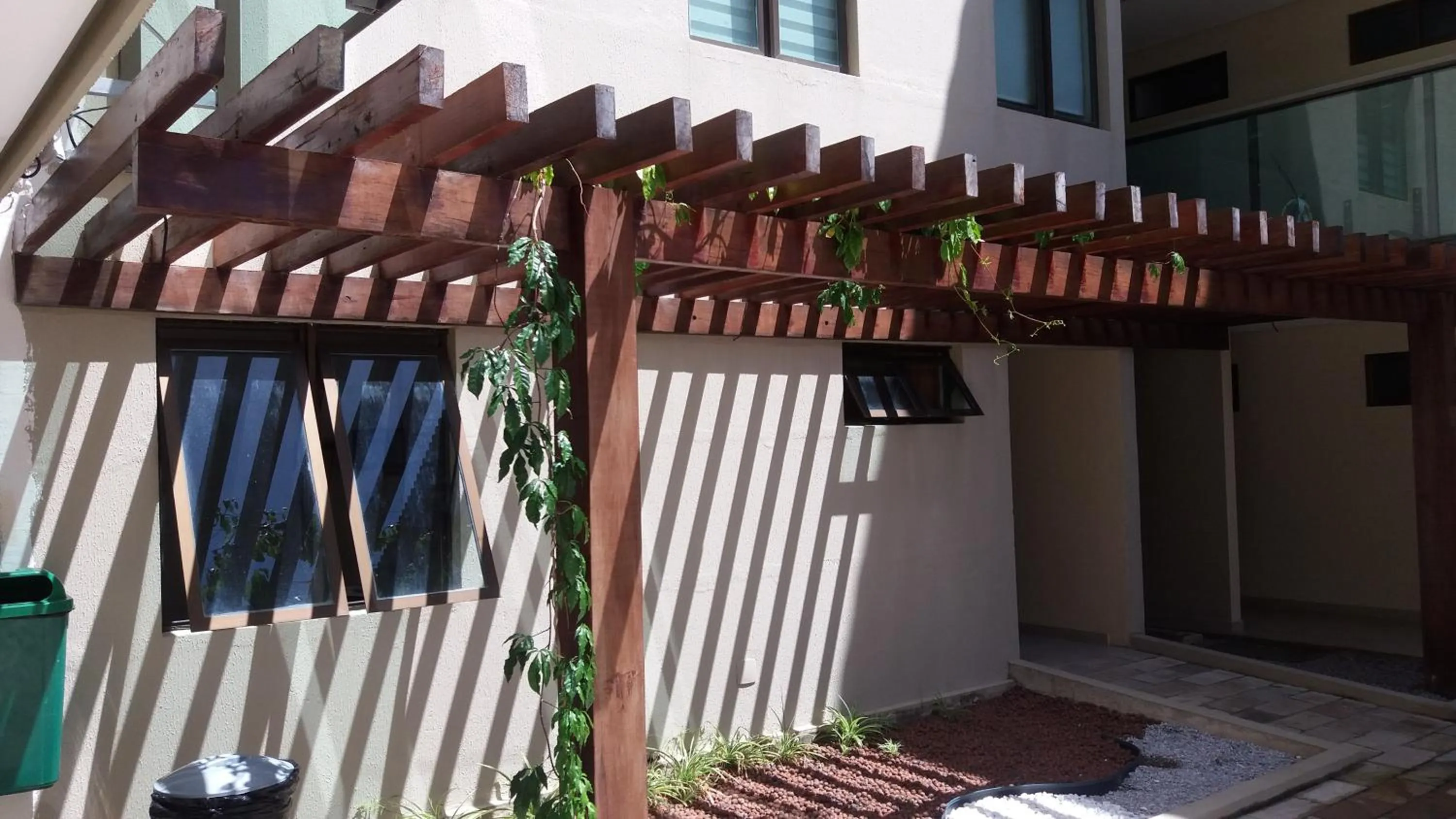 Garden in Manawa Beach Flats Prime