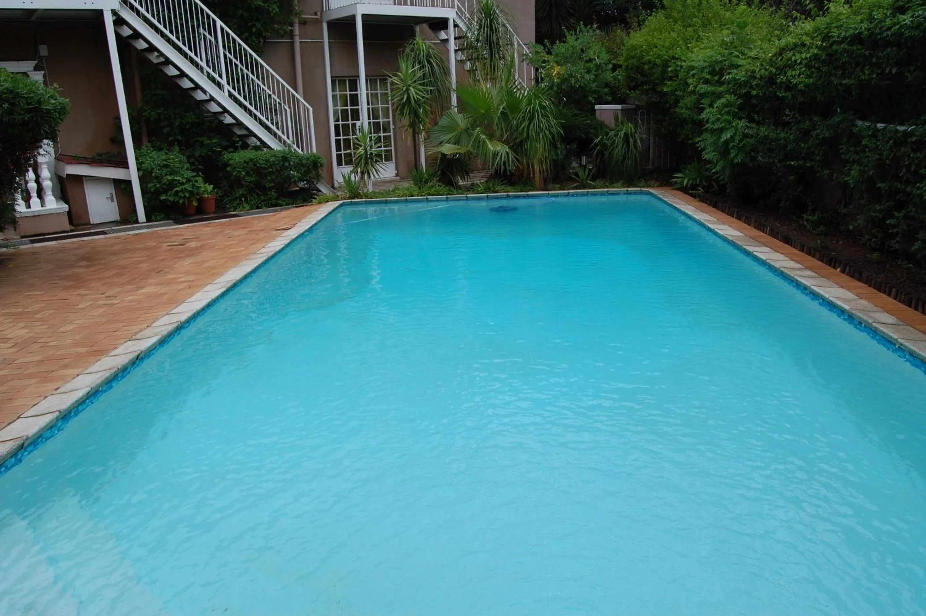 Swimming pool in Falcon Crest Suites