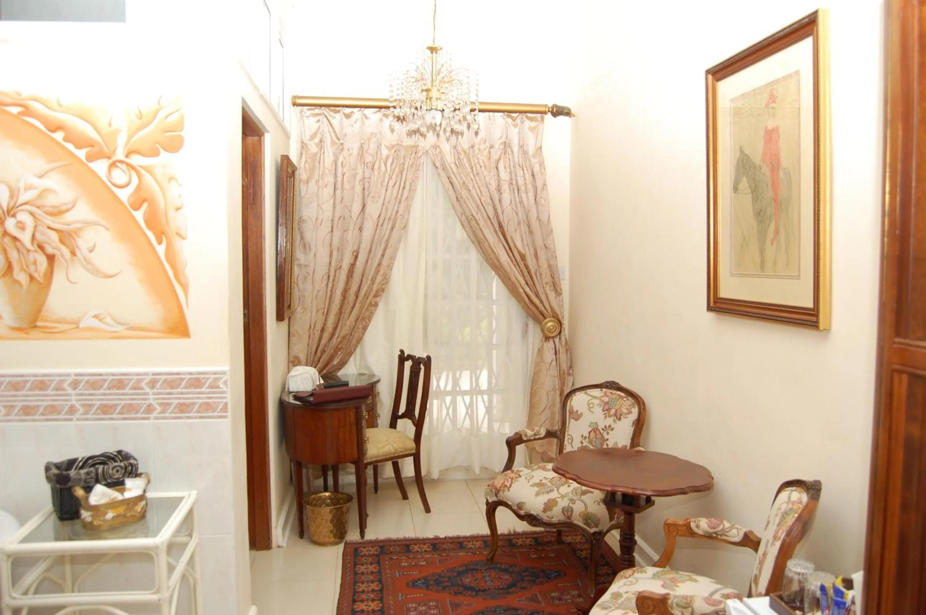 Falcon Crest Suites