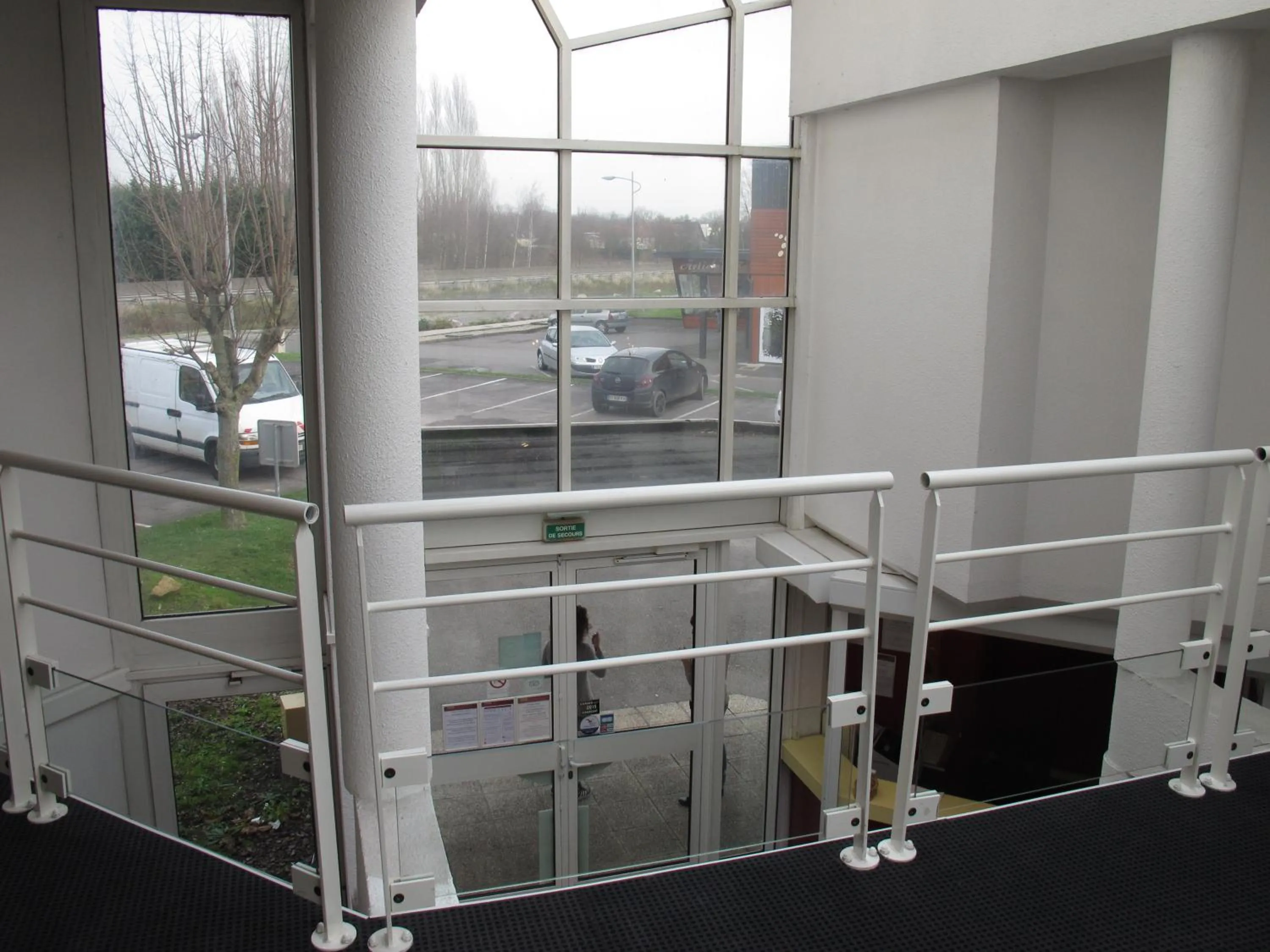 Facade/entrance in Initial by Balladins Béthune