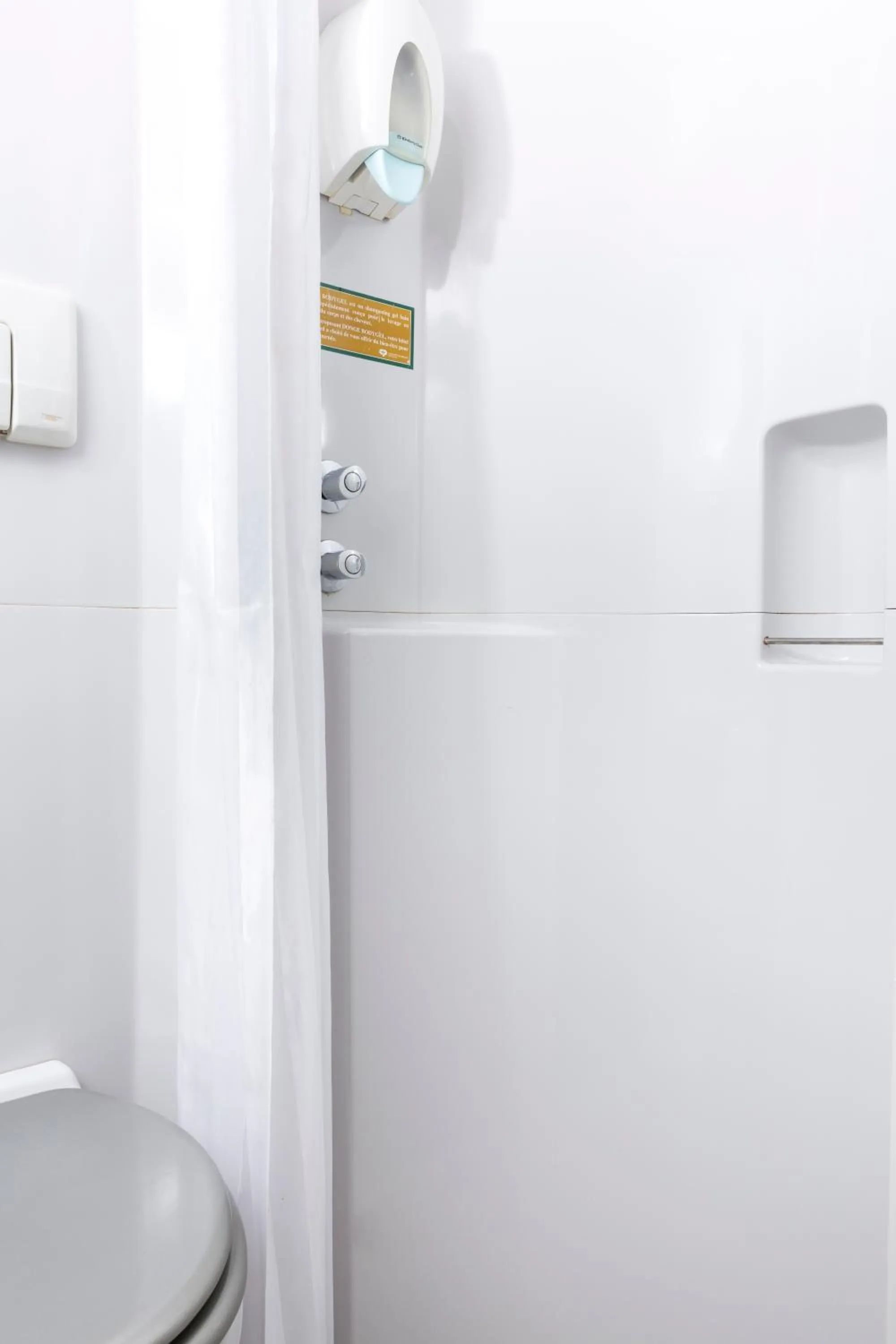 Shower in Initial by Balladins Béthune