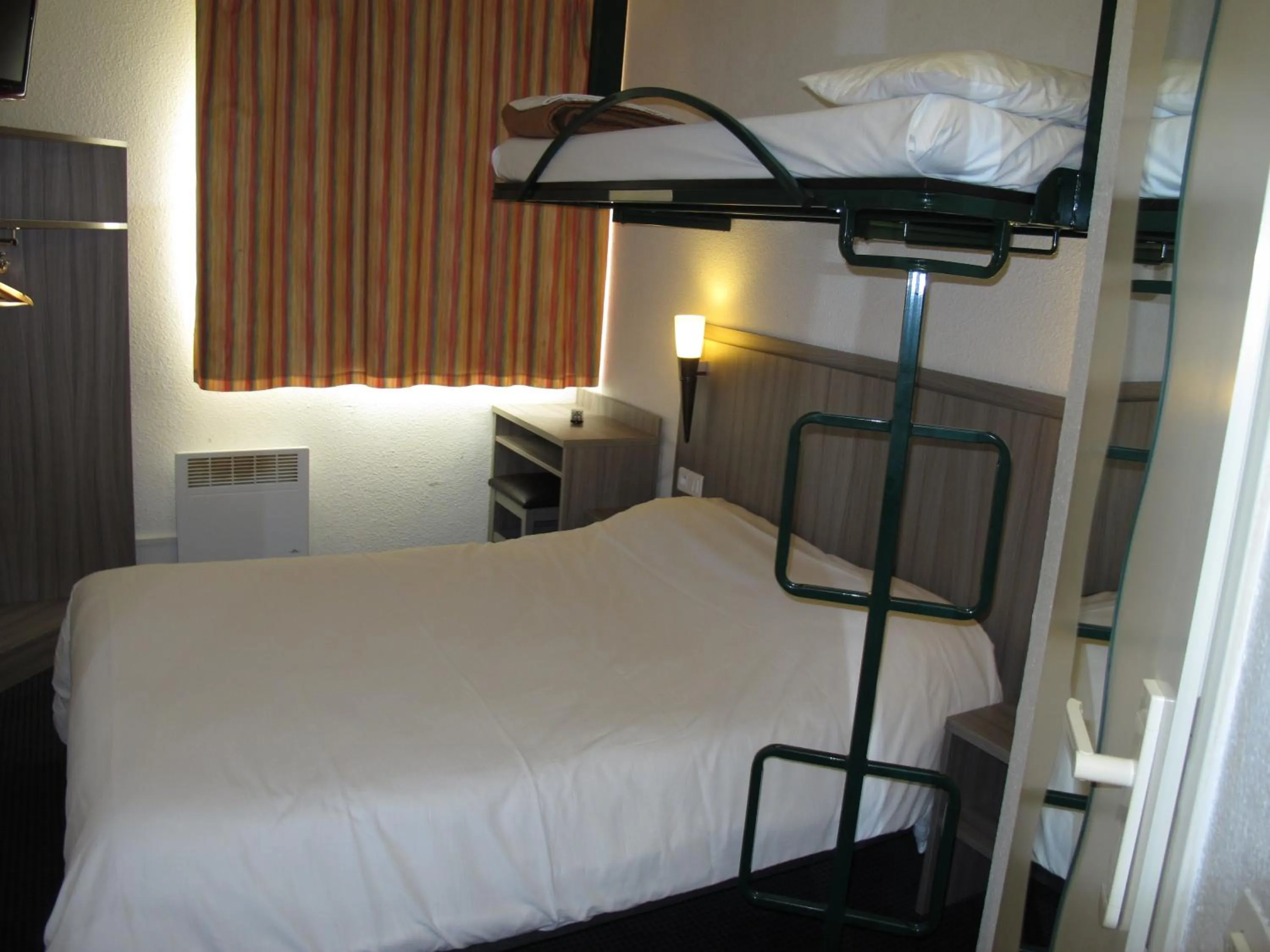 Decorative detail, Bed in Initial by Balladins Béthune