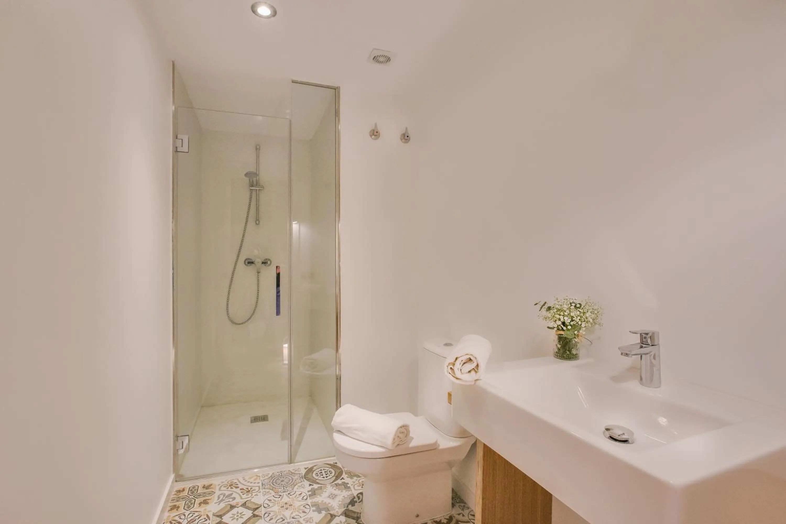 Shower in Flateli - Plaça Catalunya 22