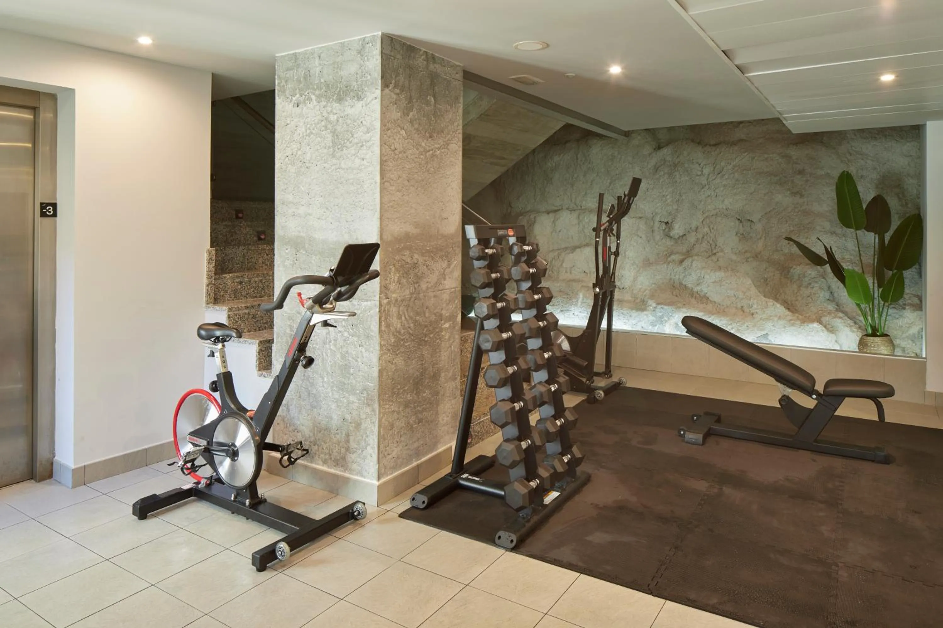 Fitness centre/facilities in Iraipe Santuario de Arantzazu Hotel