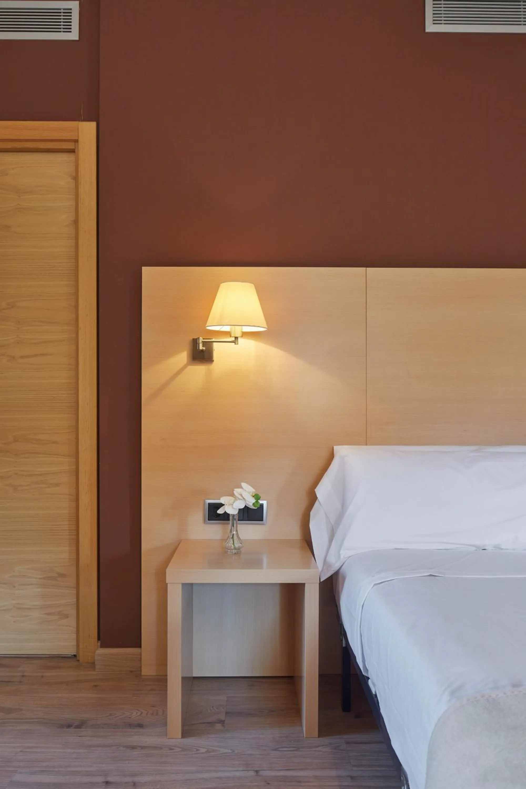 hair dresser, Bed in Iraipe Santuario de Arantzazu Hotel