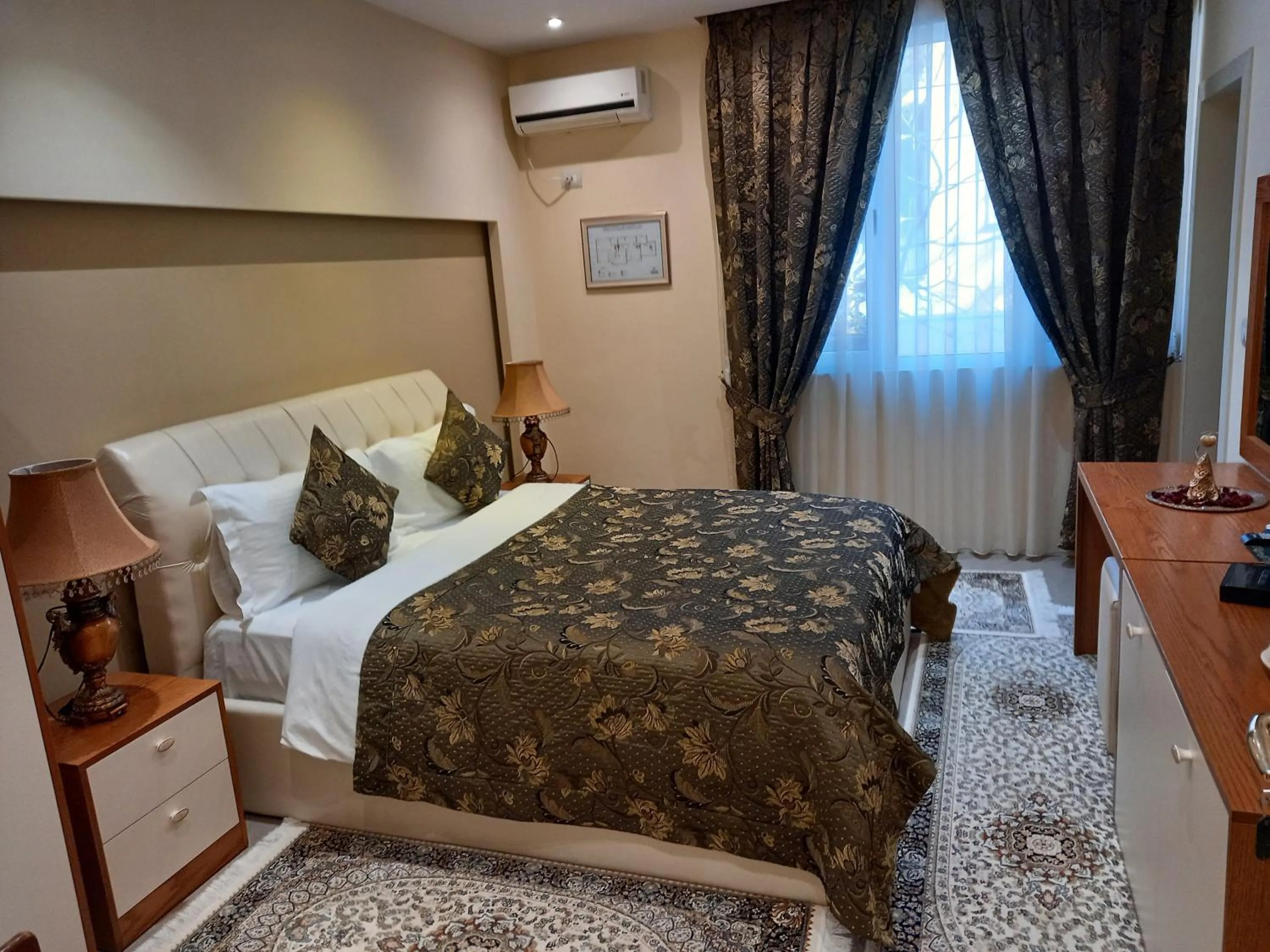 Vila Tako - Hotel