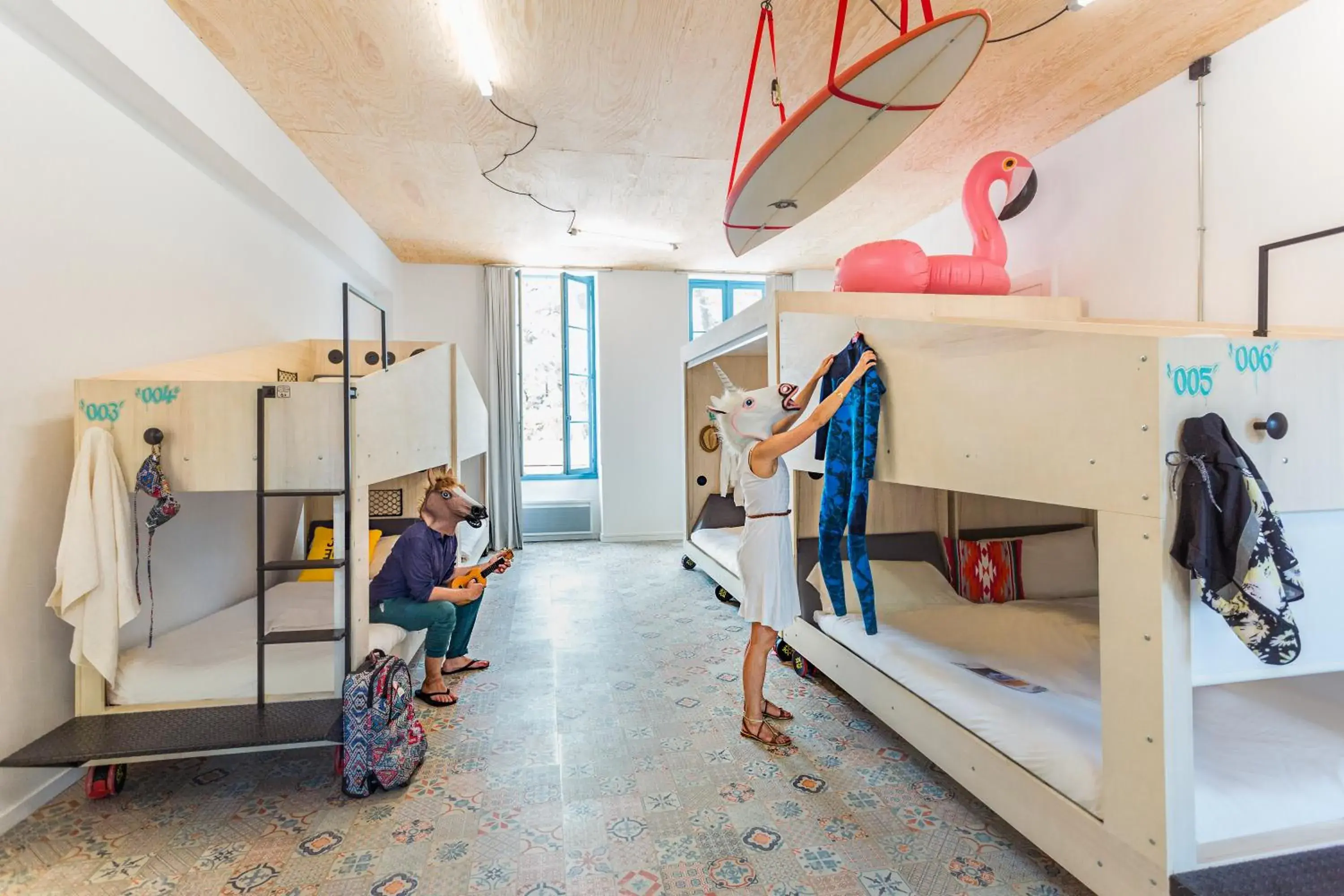 Private Bedroom for 14 people with shared bathroom in JO&JOE Hossegor Private Bedroom for 14 people with shared bathroom in JO&JOE Hossegor