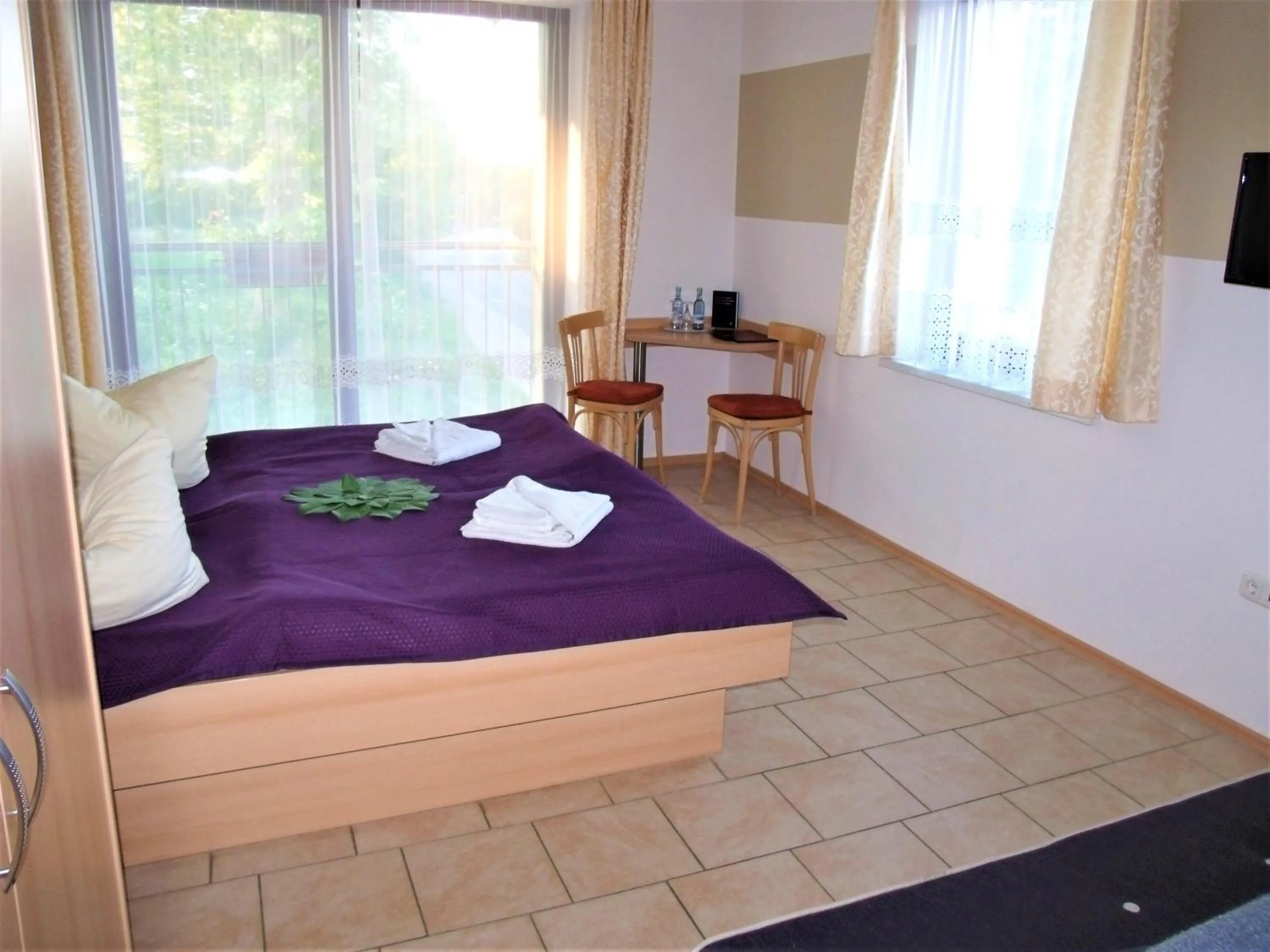 Bed in Hotel Bergmühle