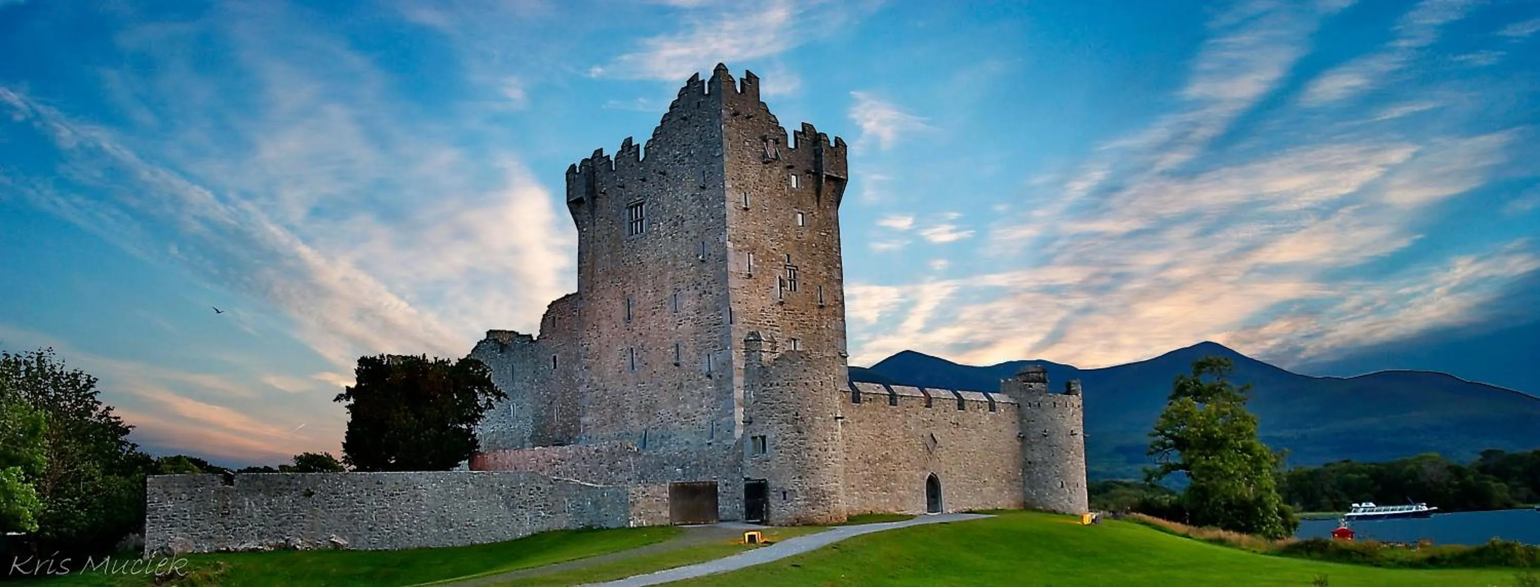Nearby landmark in Eviston House Hotel