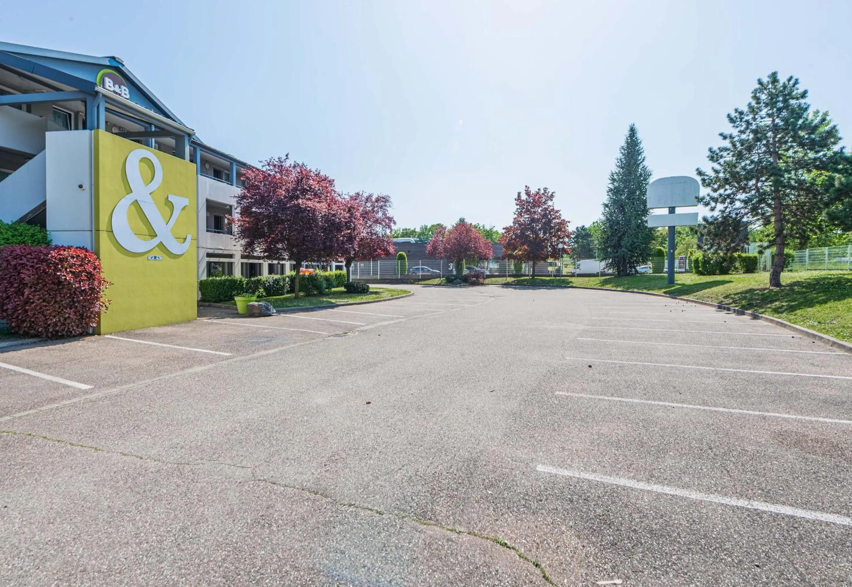 Parking in B&B HOTEL Strasbourg Sud Geispolsheim
