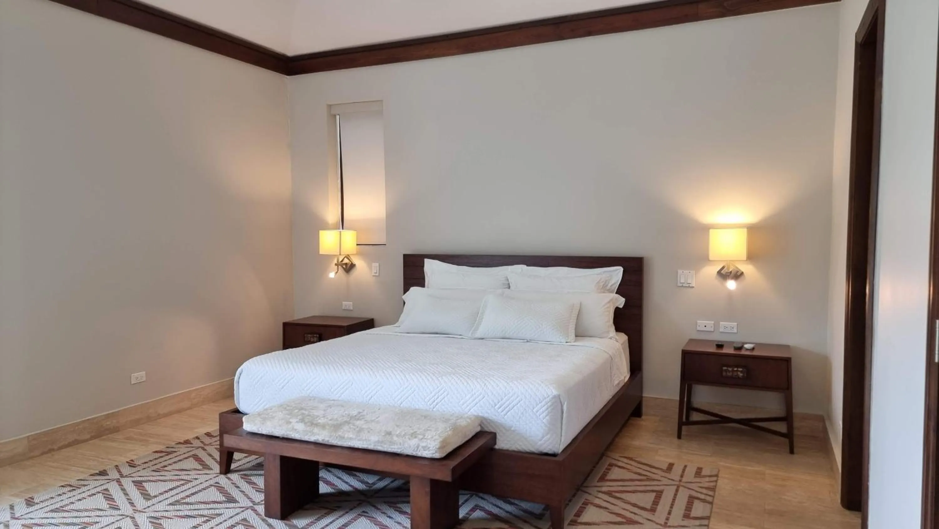 Bed in Paseo Suites El Valle, Luxury Apartments