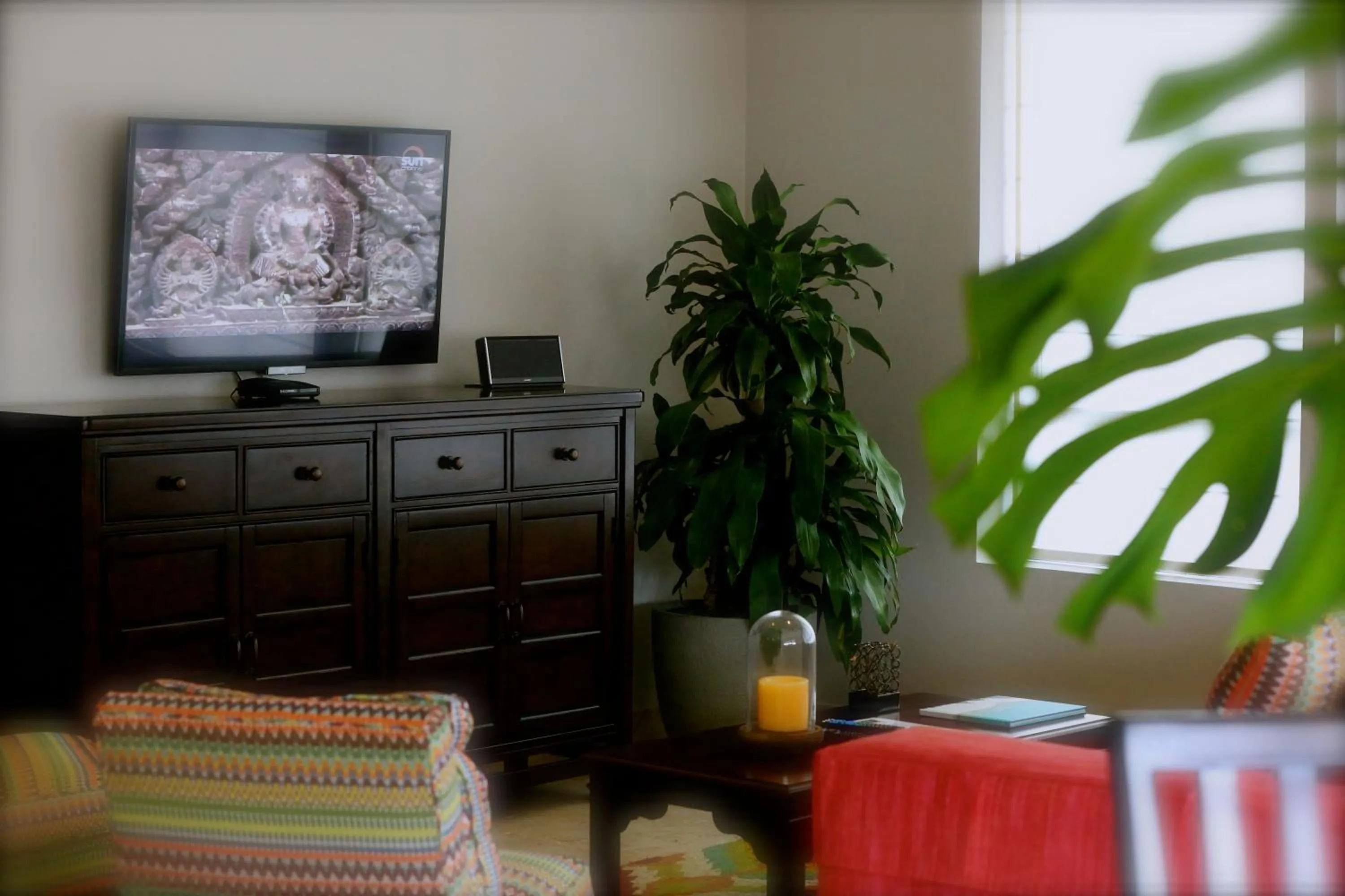 TV and multimedia in Paseo Suites El Valle, Luxury Apartments