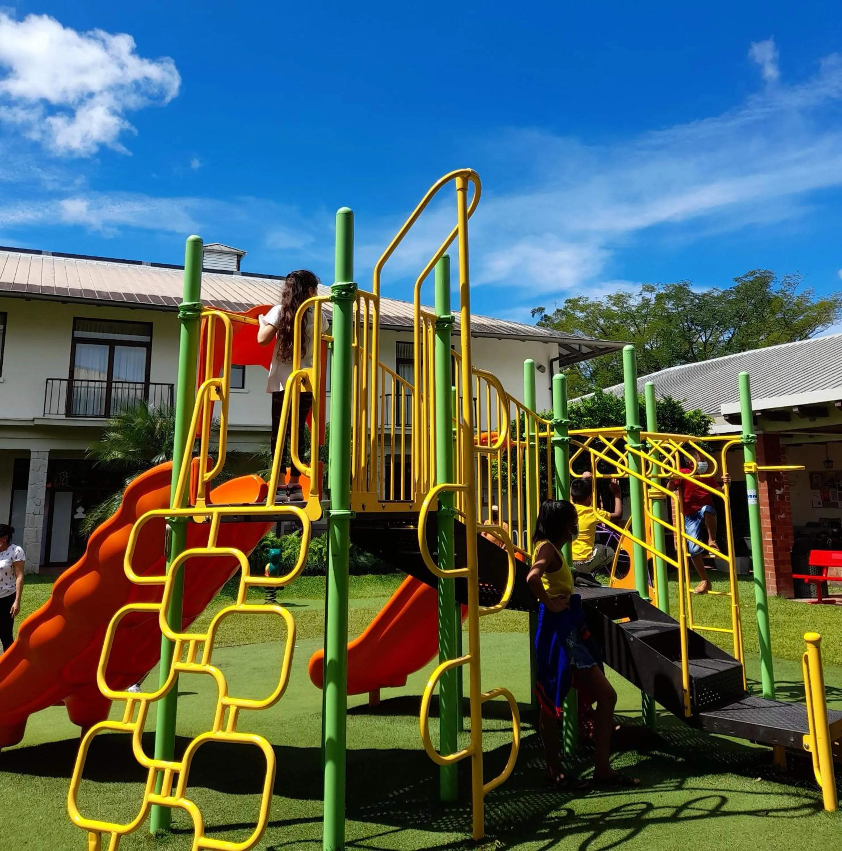 Children play ground in Paseo Suites El Valle, Luxury Apartments