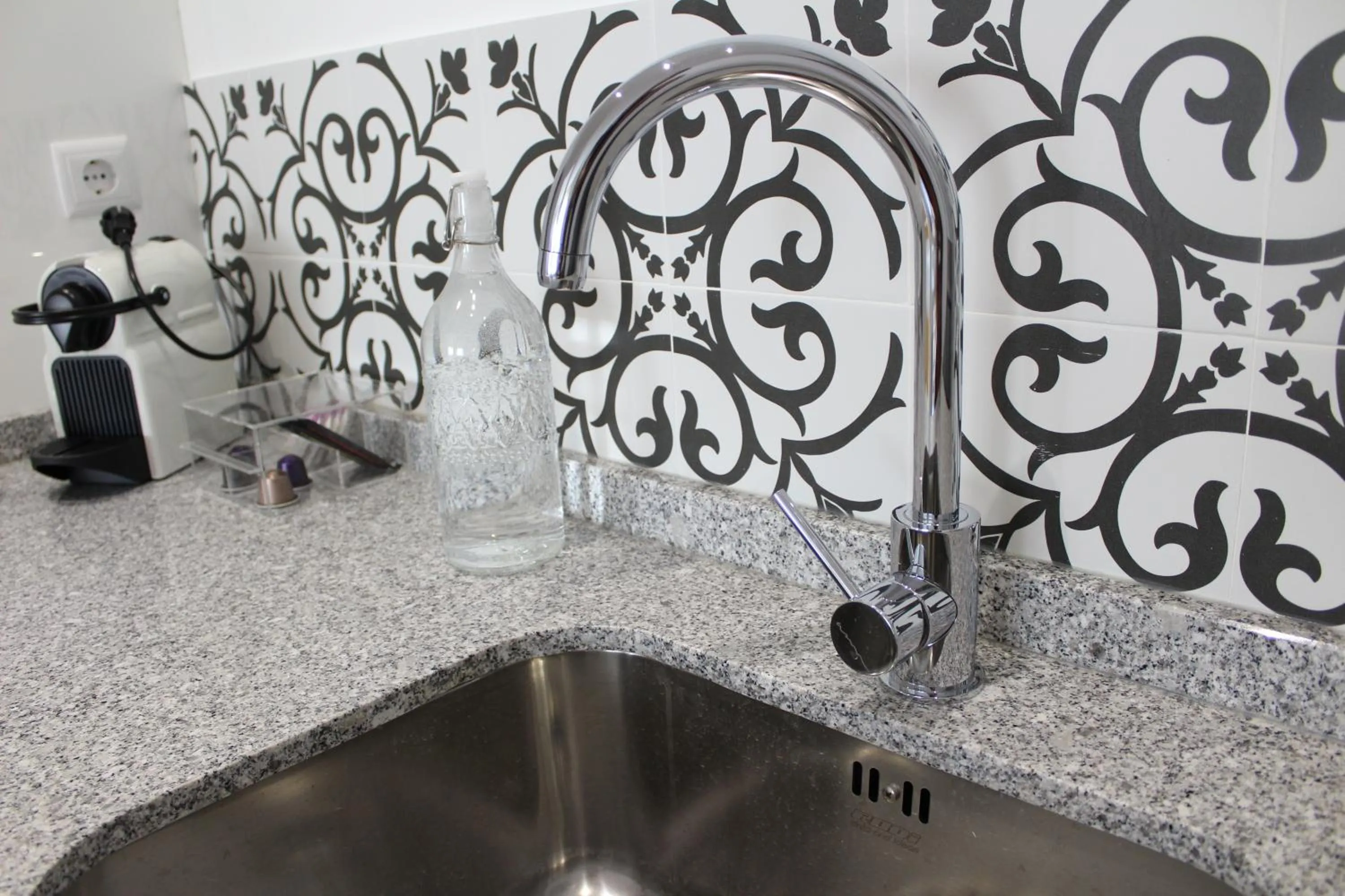 Bracara Guest House "Mosteiro" - "Falperra"