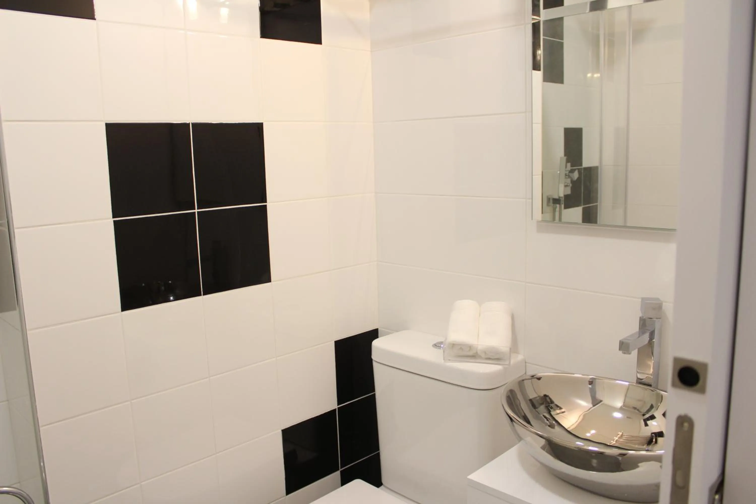 Bracara Guest House "Mosteiro" - "Falperra"