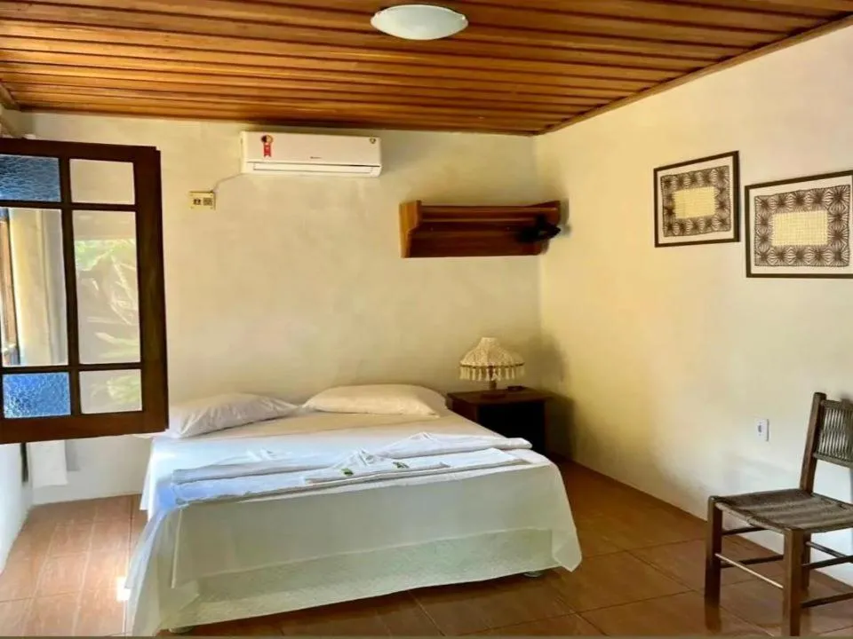 Photo of the whole room, Bed in Pousada Refugium