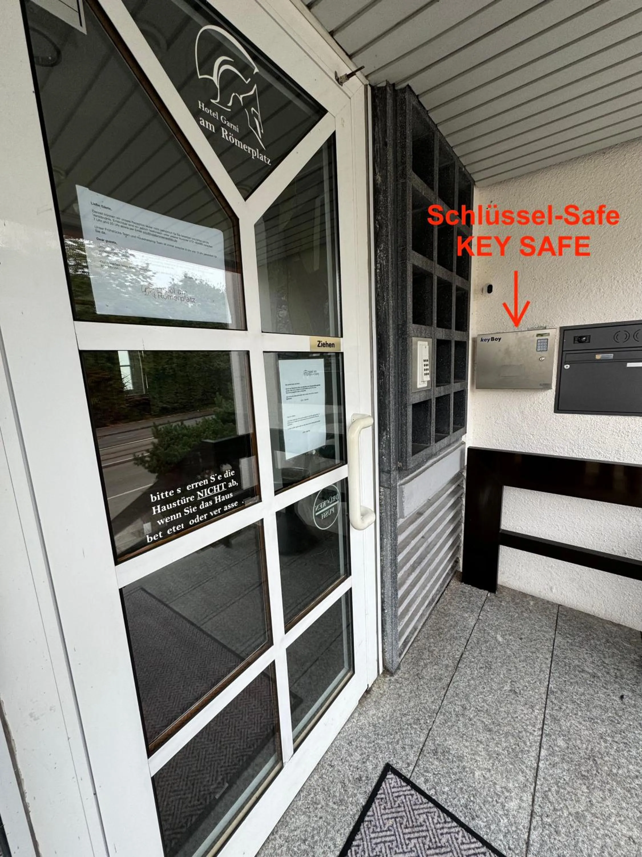 Property building in Hotel am Römerplatz