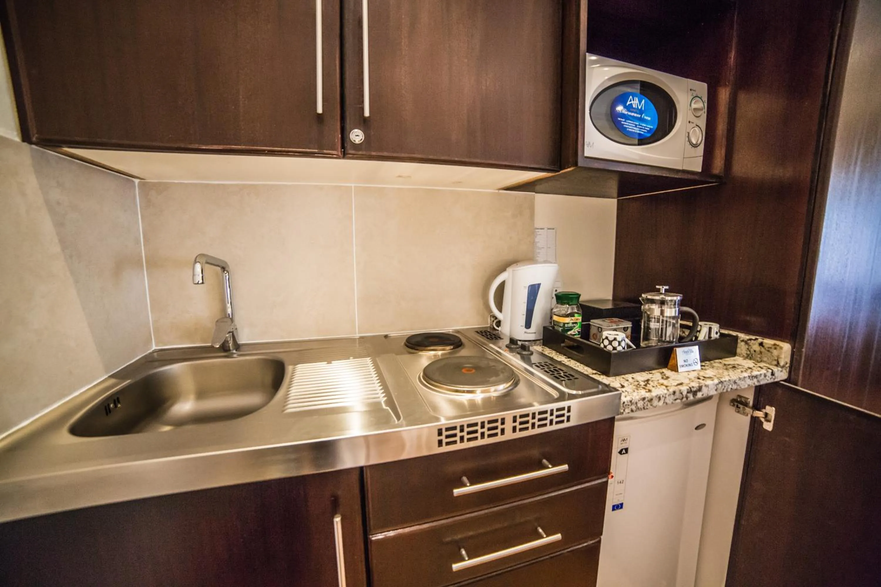 Kitchen or kitchenette in AnnVilla Guesthouse