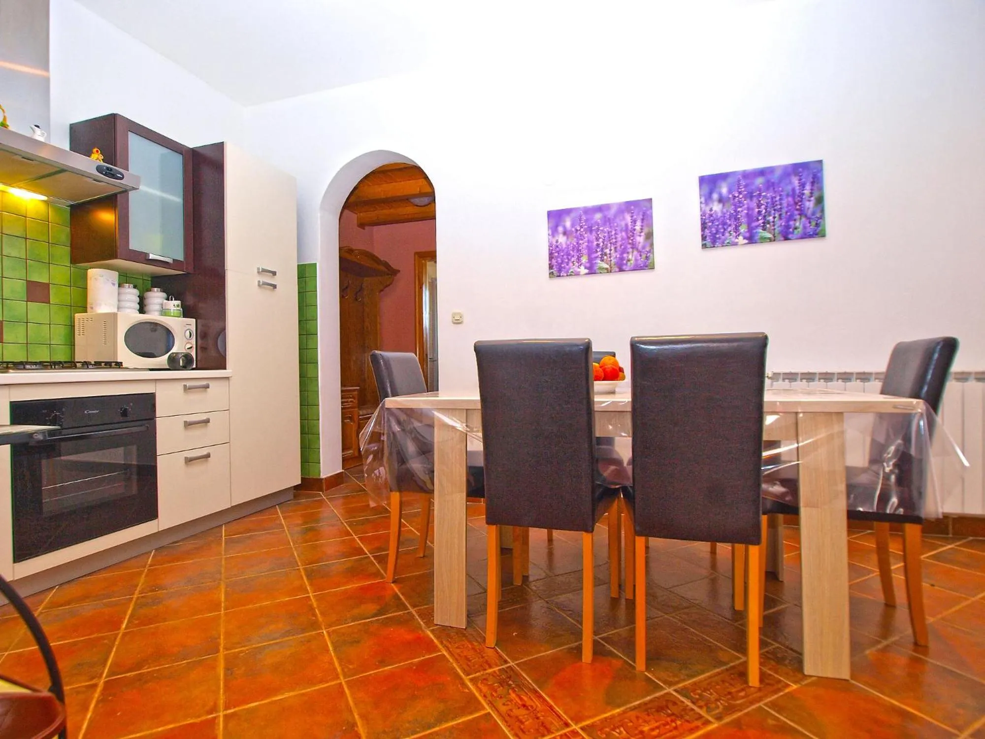 Apartments Anto 1296