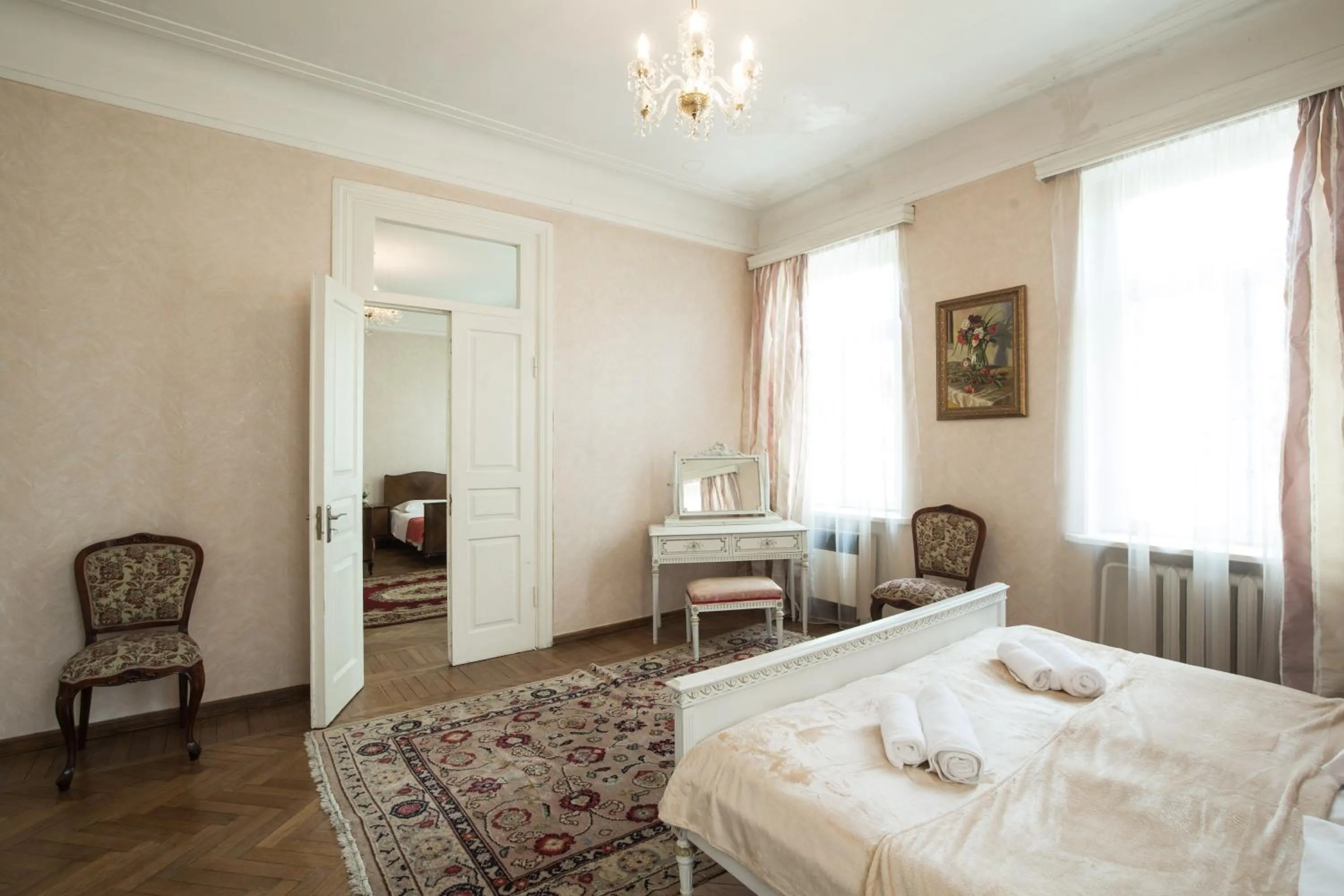 Property building, Bed in Mary's Apartment