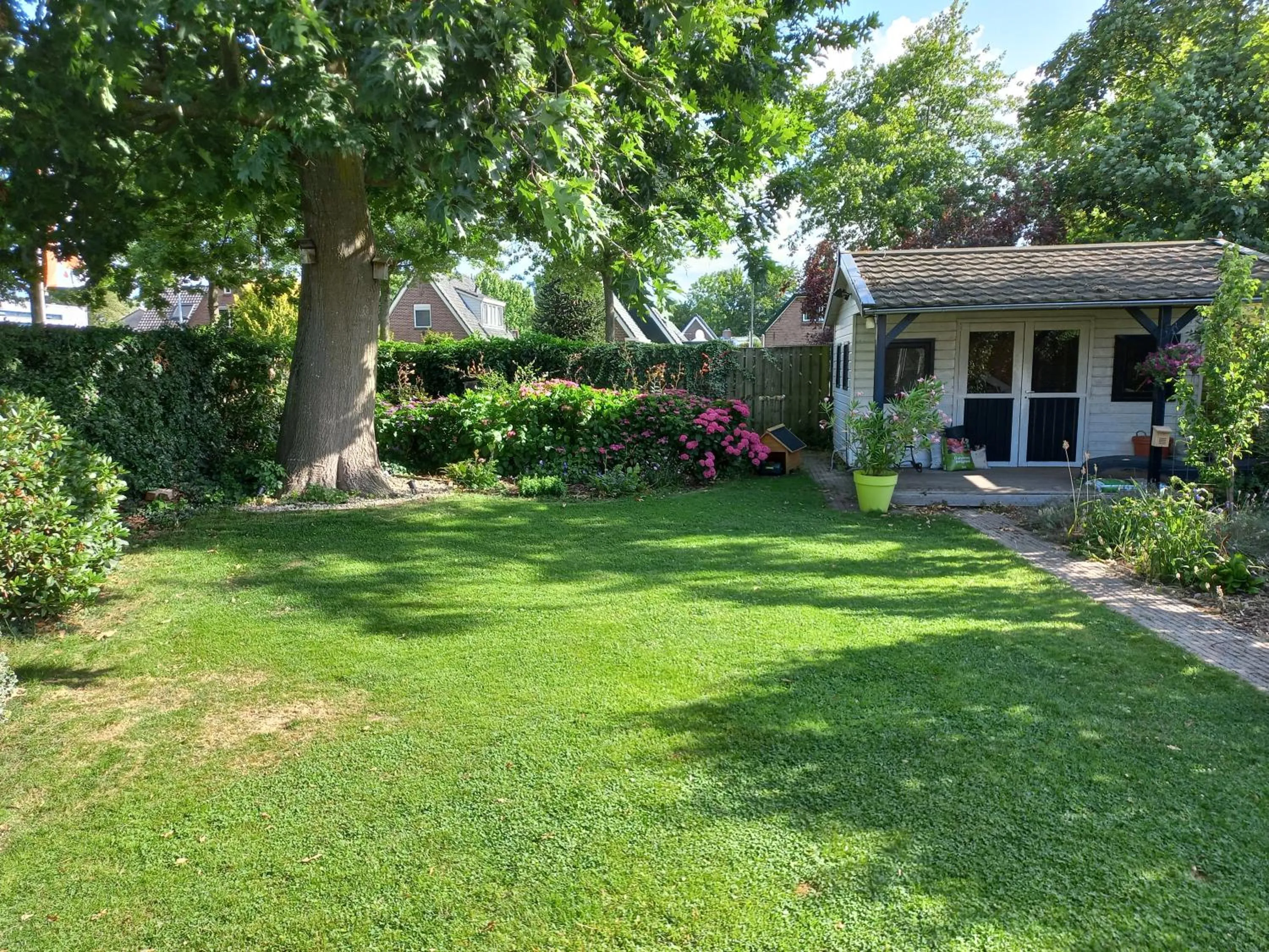 Garden in Bed and Breakfast Hattem