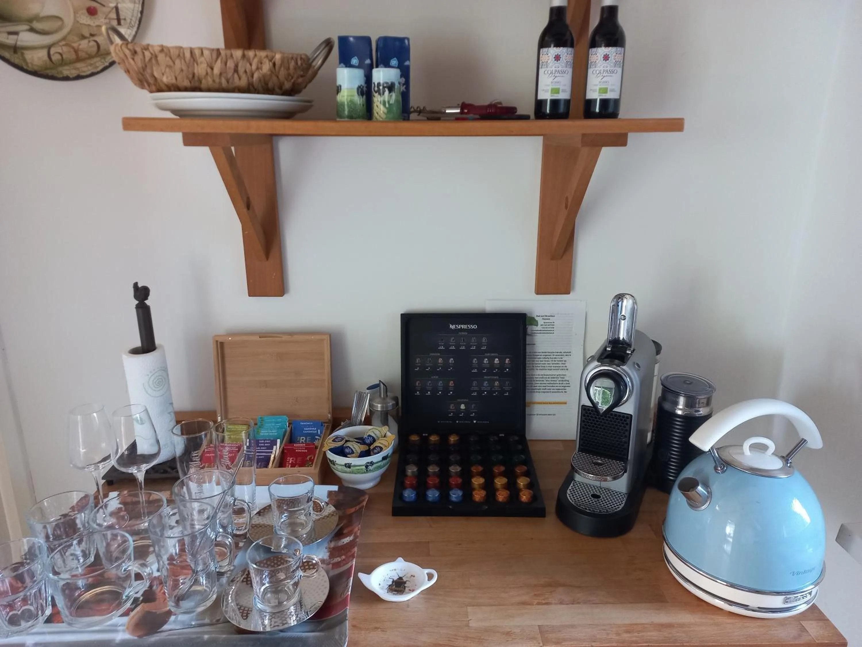 Coffee/tea facilities in Bed and Breakfast Hattem