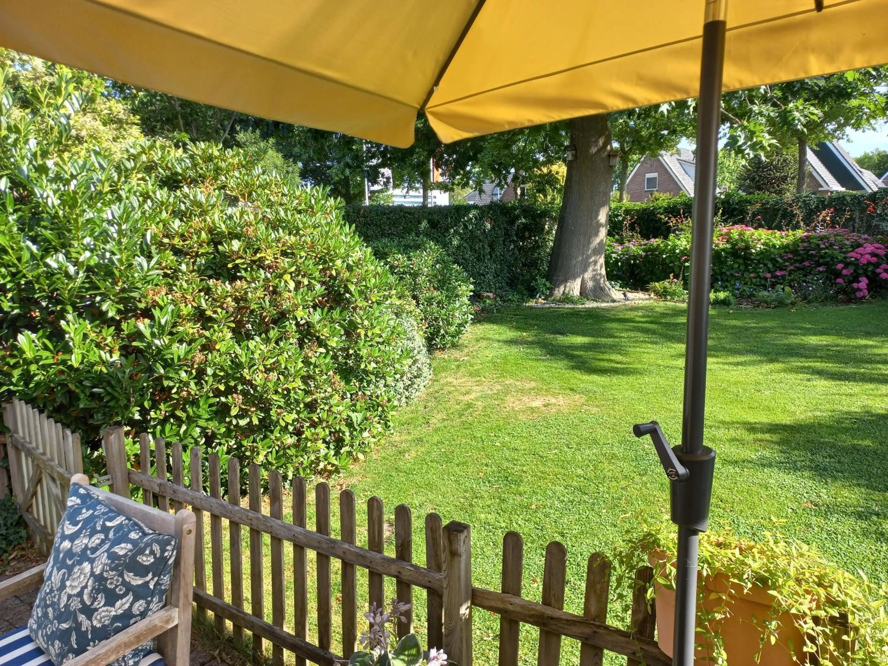Garden in Bed and Breakfast Hattem