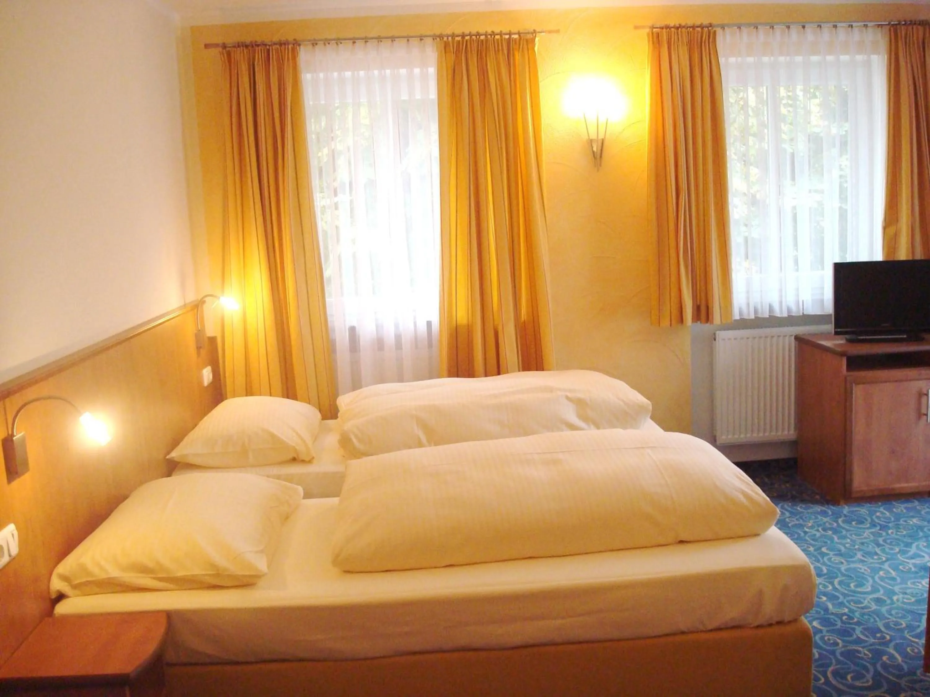 Bed in Hotel Gasthof Seefelder Hof