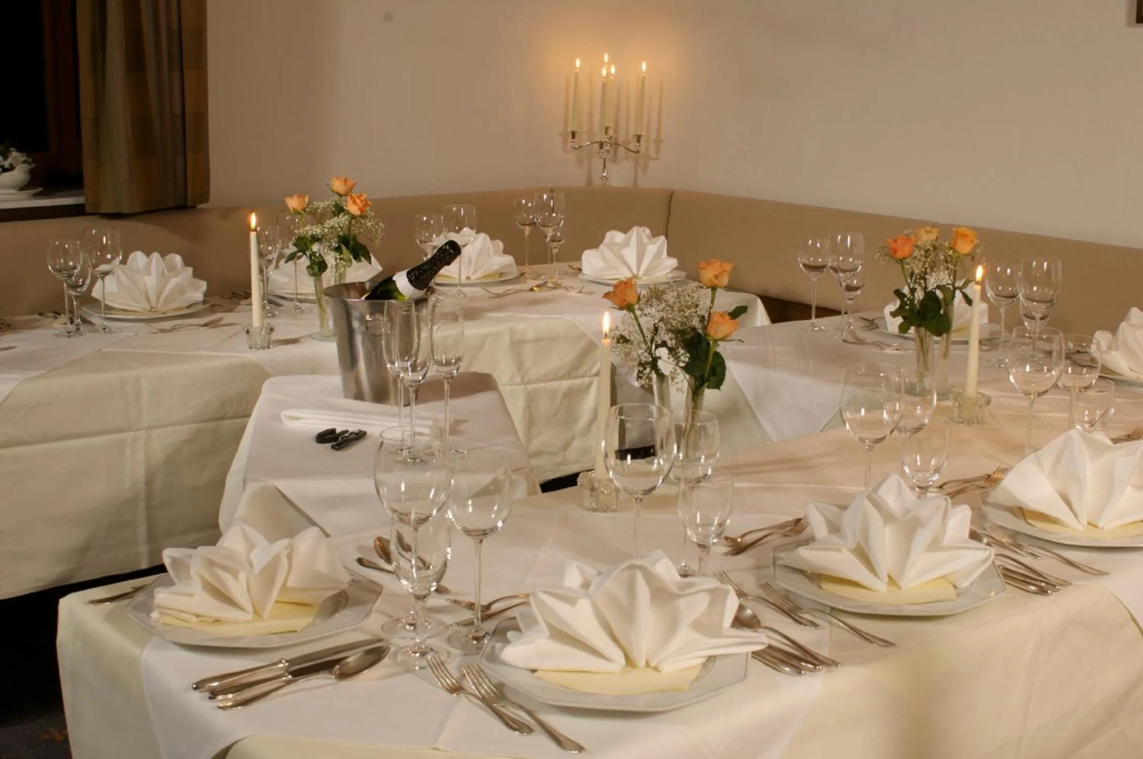 Restaurant/places to eat in Hotel Gasthof Seefelder Hof