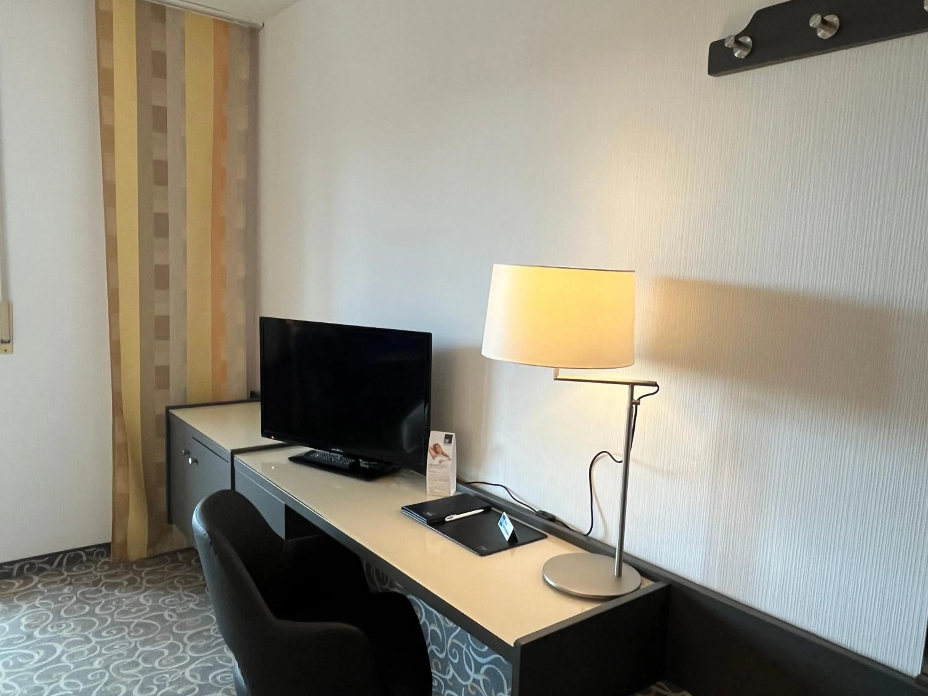 TV and multimedia in Hotel Gasthof Seefelder Hof