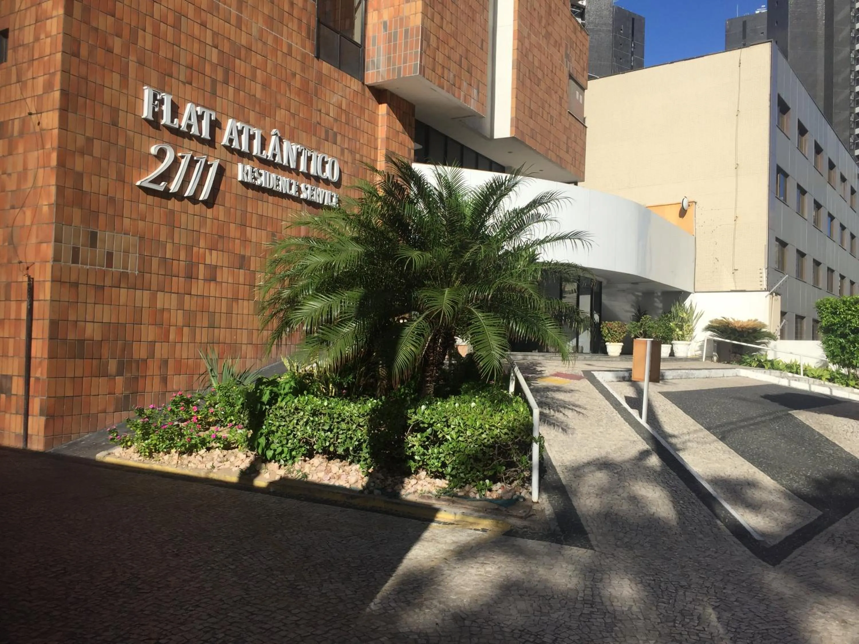 Facade/entrance in Atlântico Flat Residence