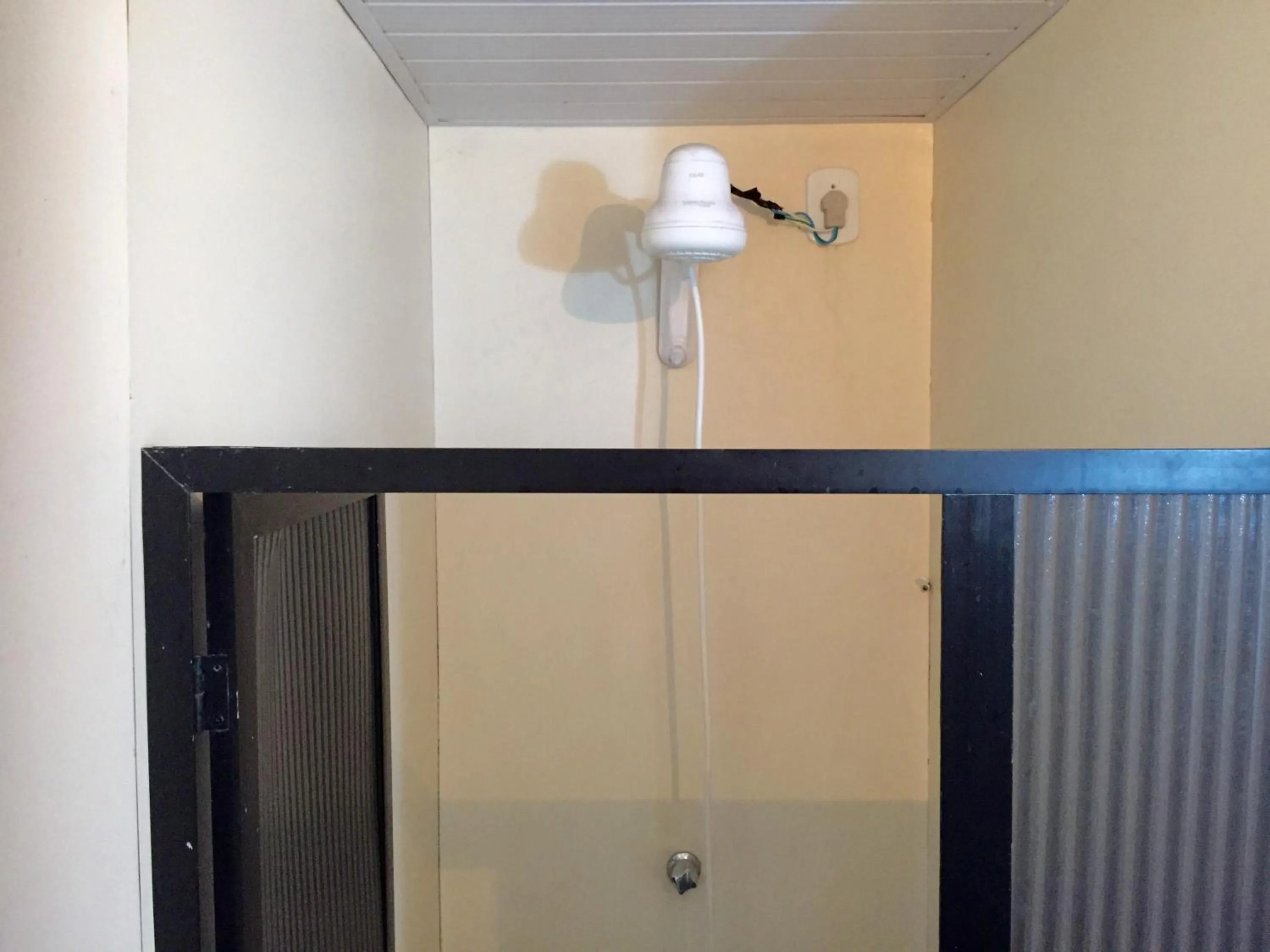 Shower in Atlântico Flat Residence