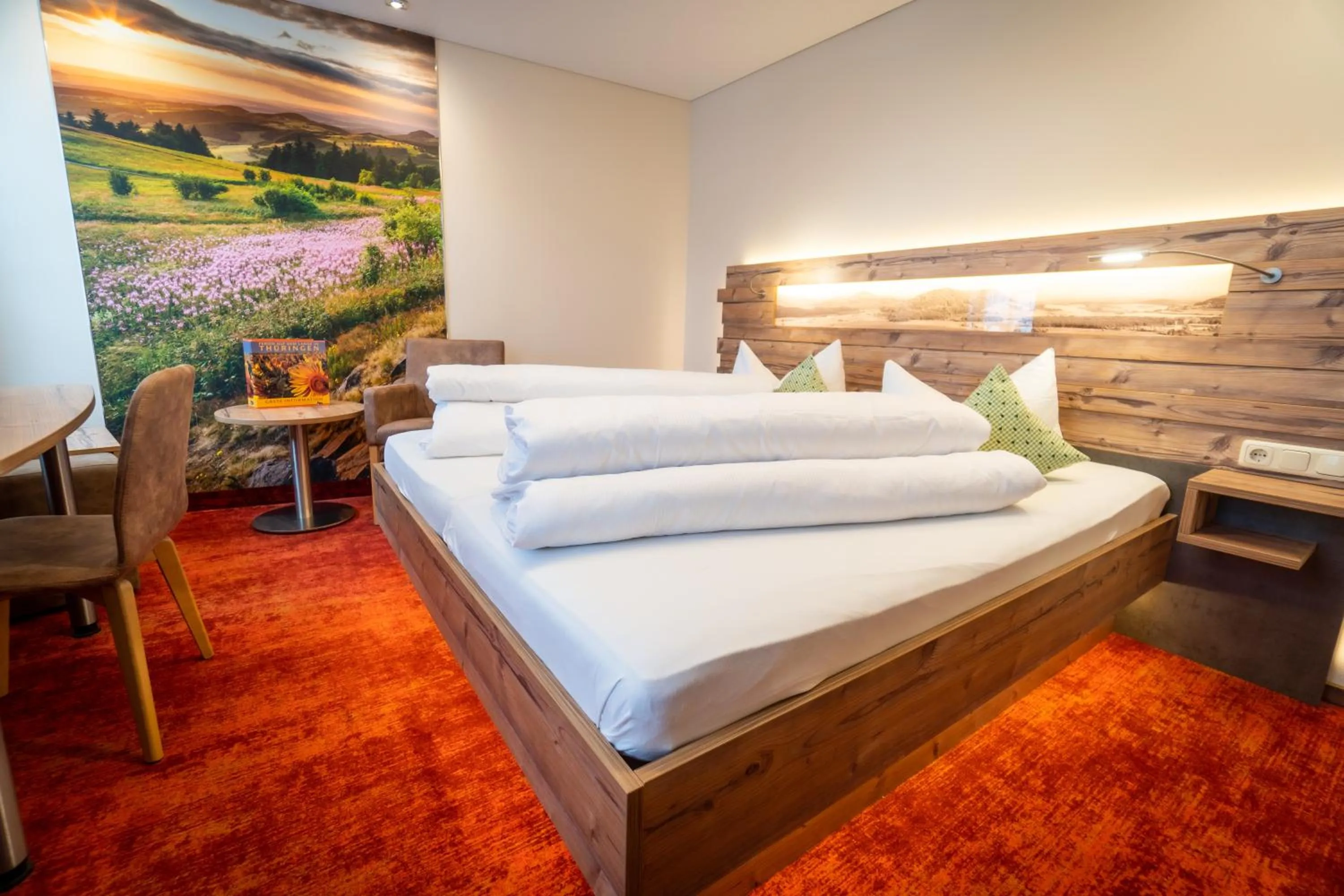 Bed in Landhotel Zur Grünen Kutte