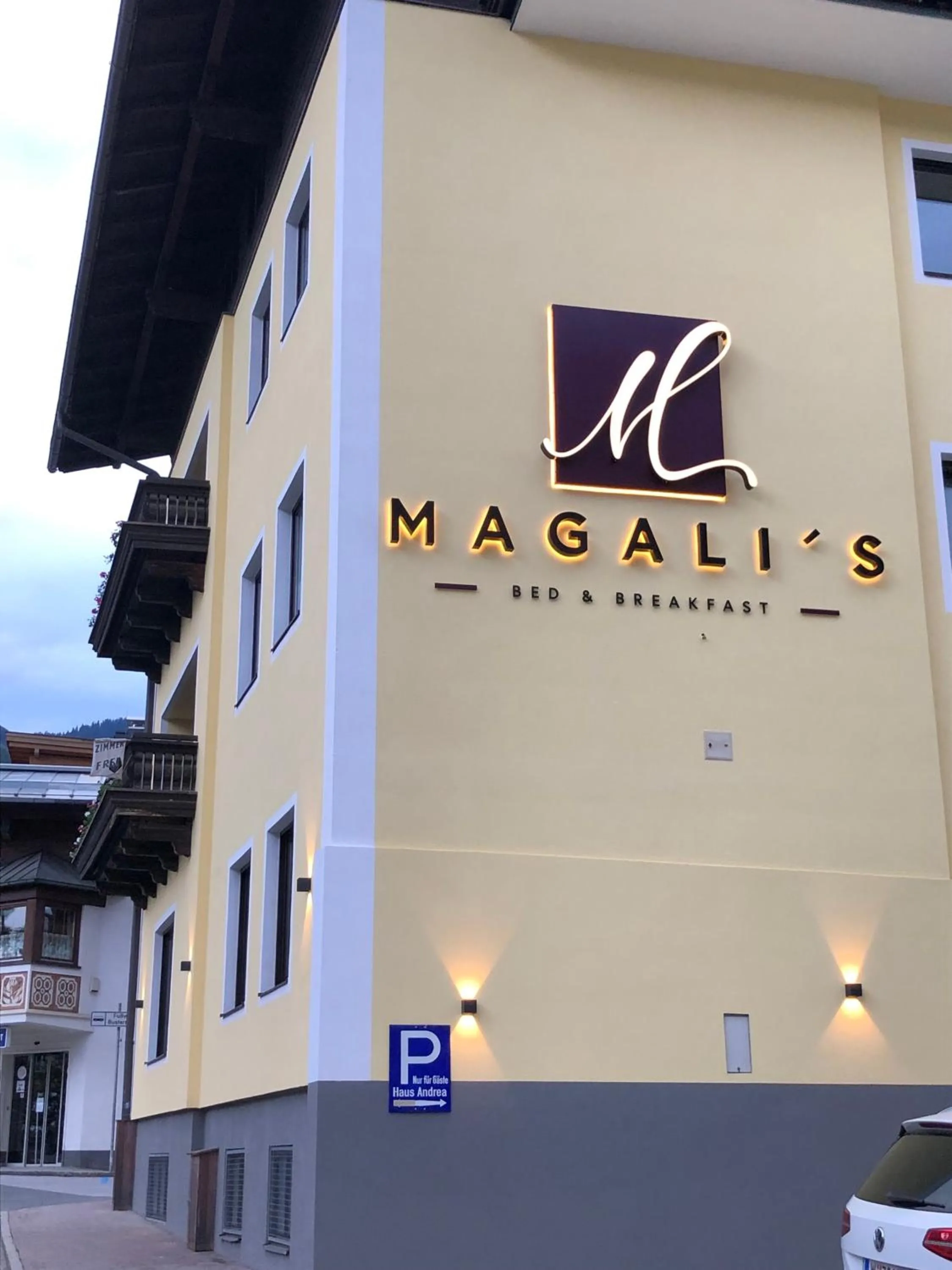 Property building in Magali's, Bed & Breakfast - inclusive Summer Card