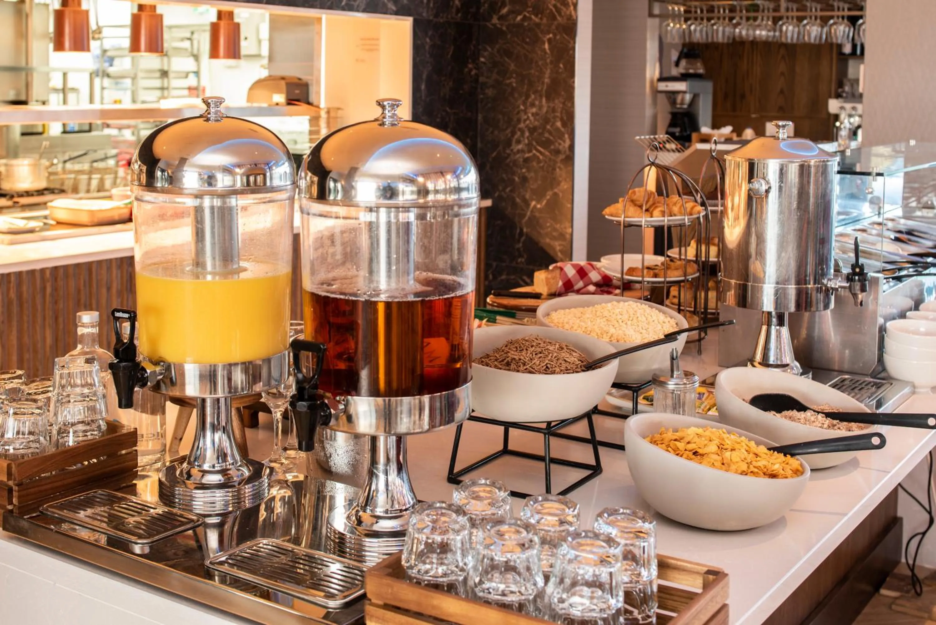 Buffet breakfast in Carlton Hotel Dublin Airport