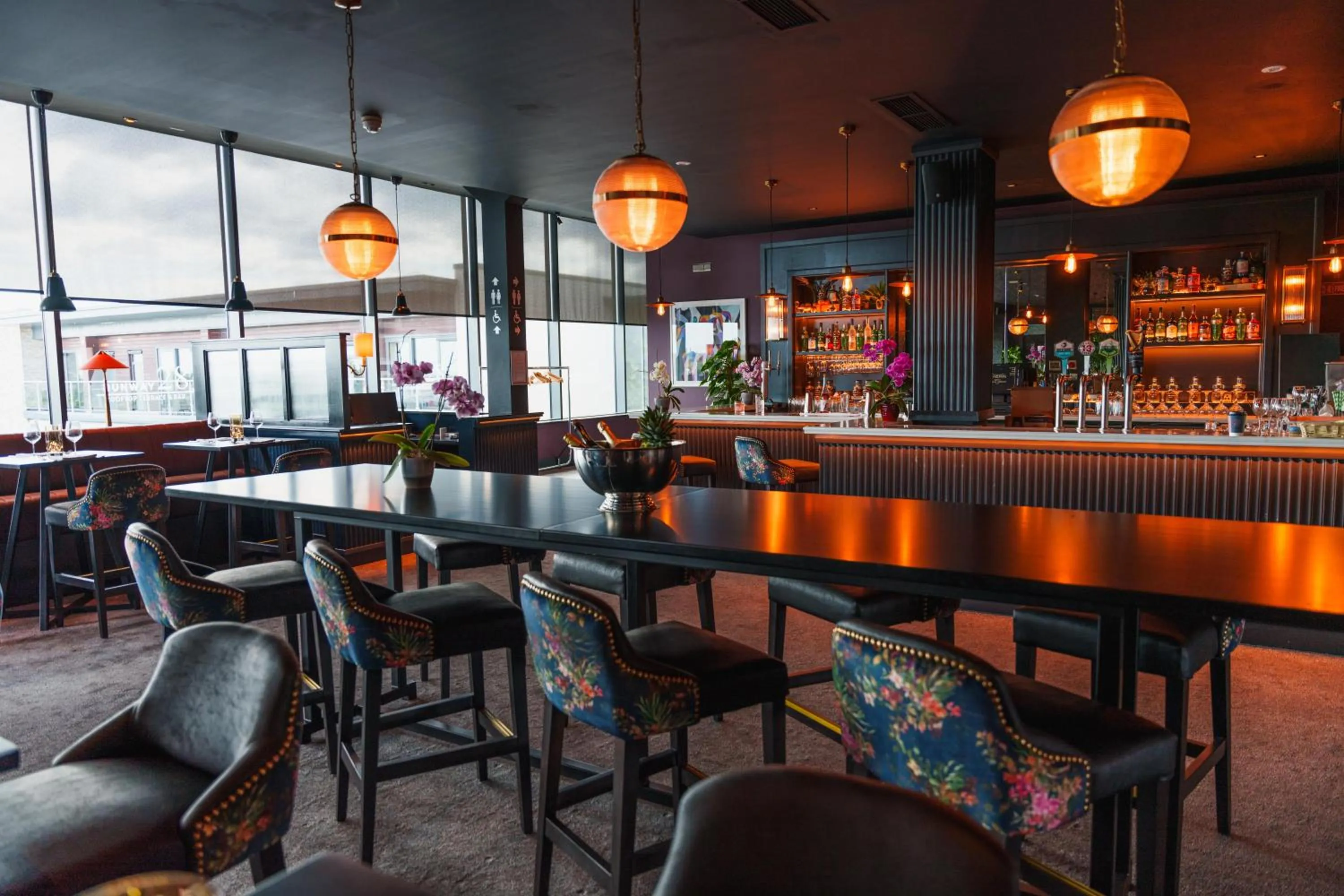 Restaurant/places to eat in Carlton Hotel Dublin Airport