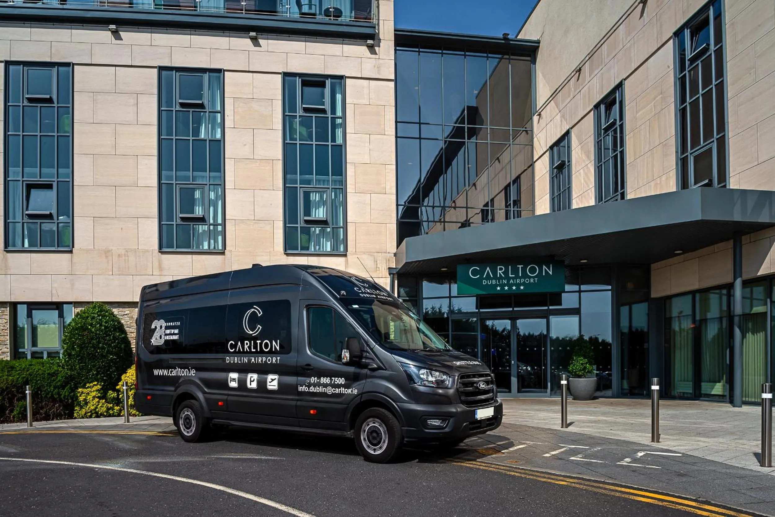 shuttle in Carlton Hotel Dublin Airport