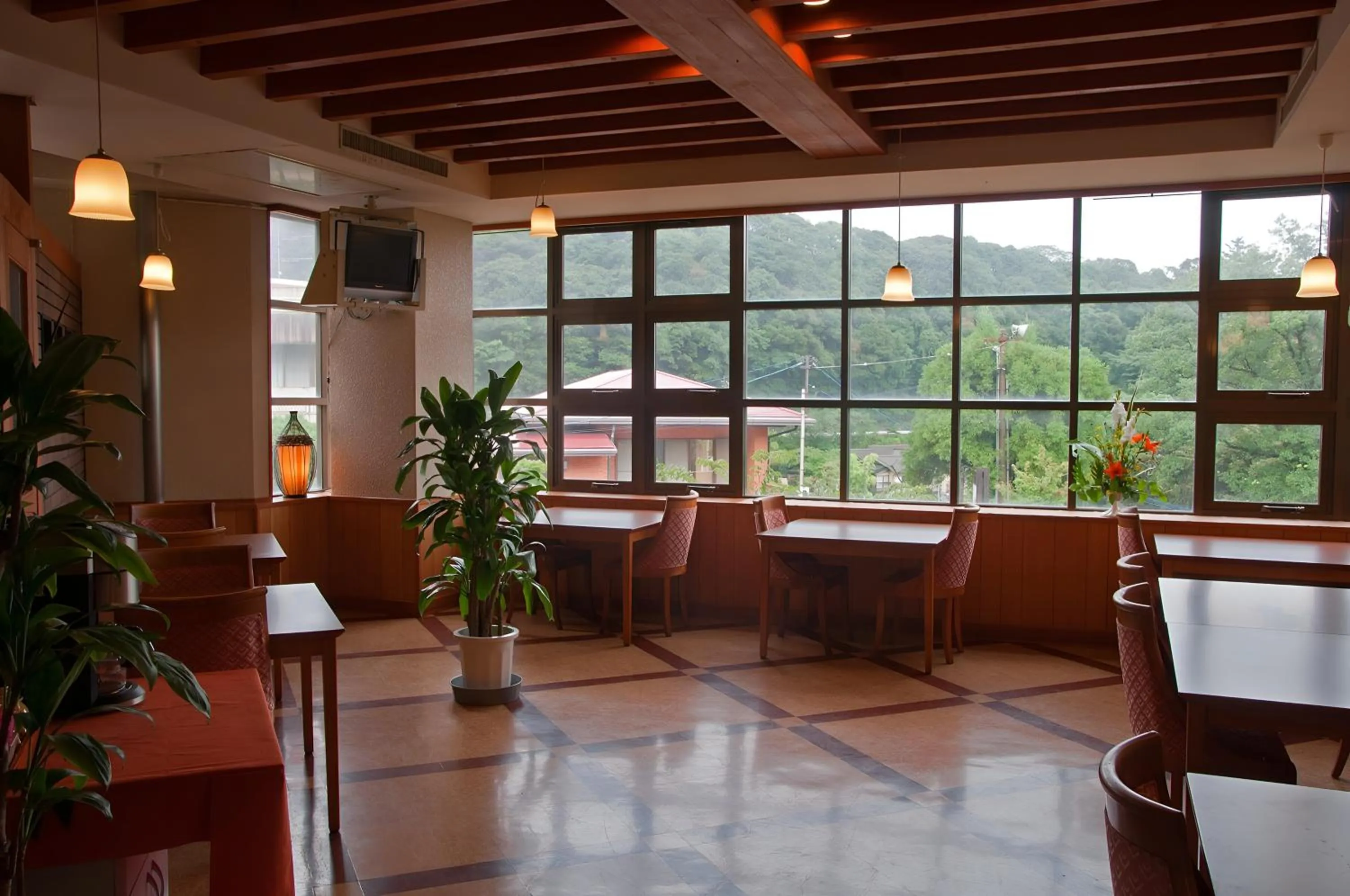 Restaurant/places to eat in Kirishima miyama hotel