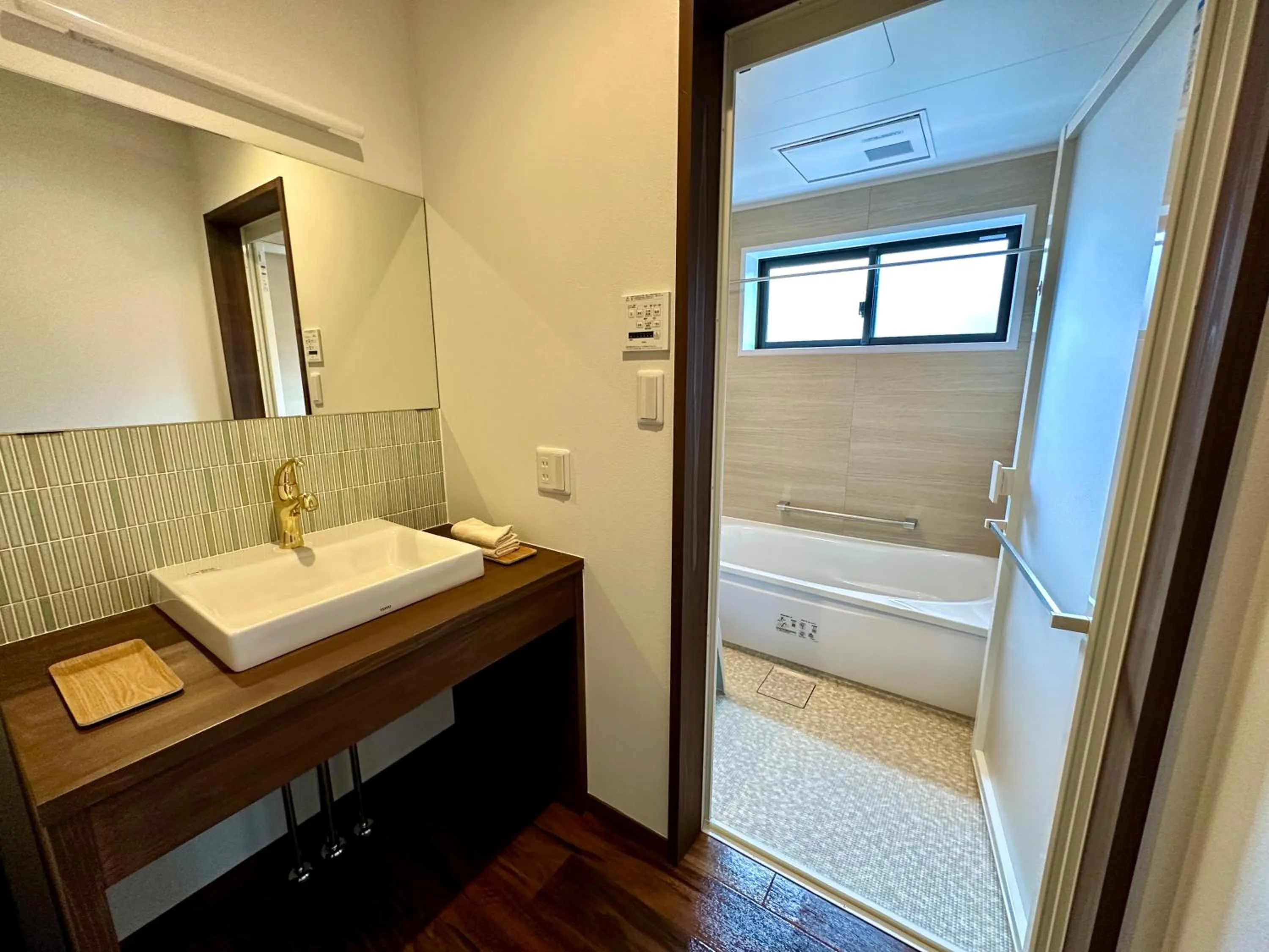 Inase Otsu Machiya Bed and Breakfast