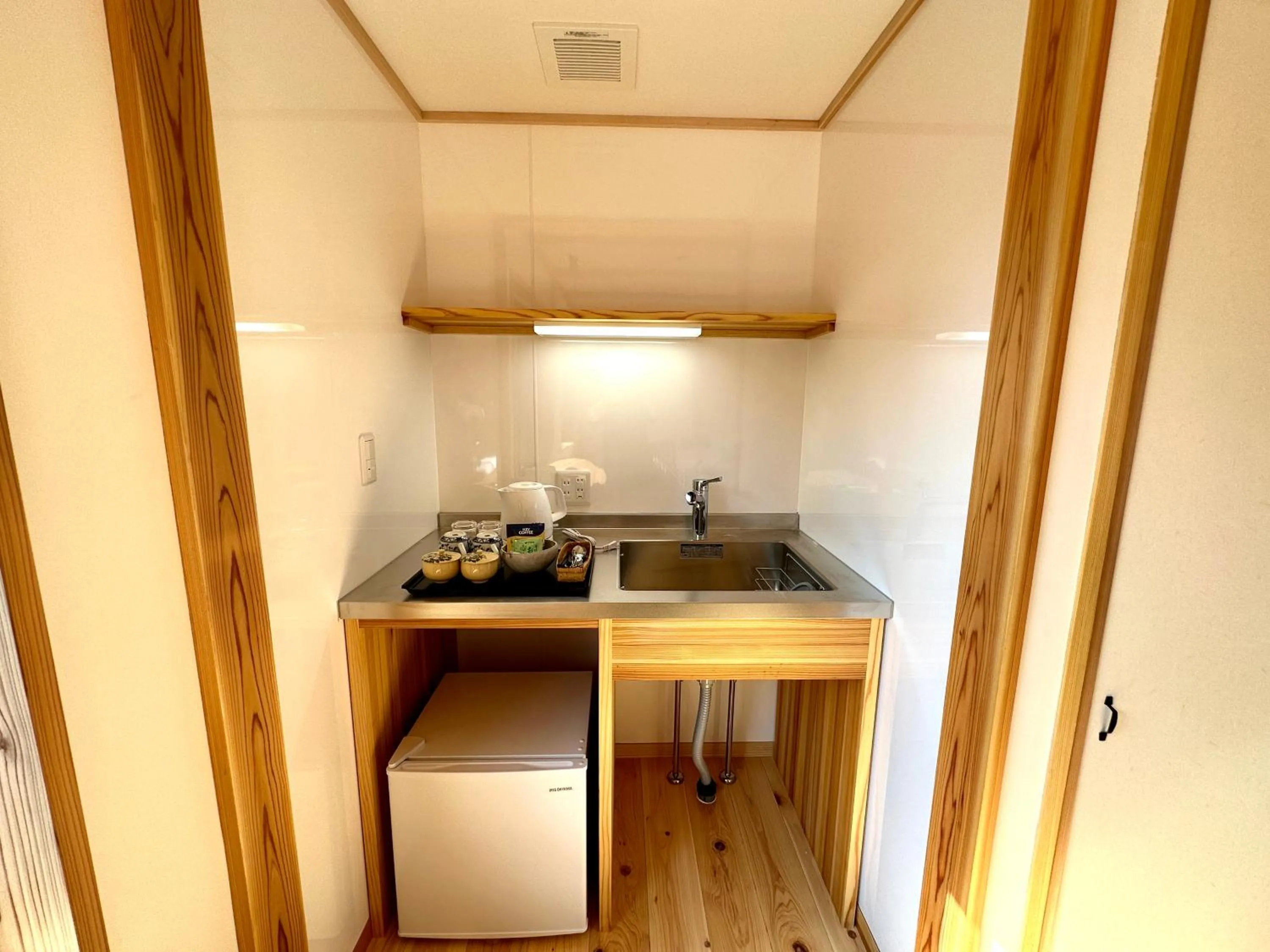 Inase Otsu Machiya Bed and Breakfast