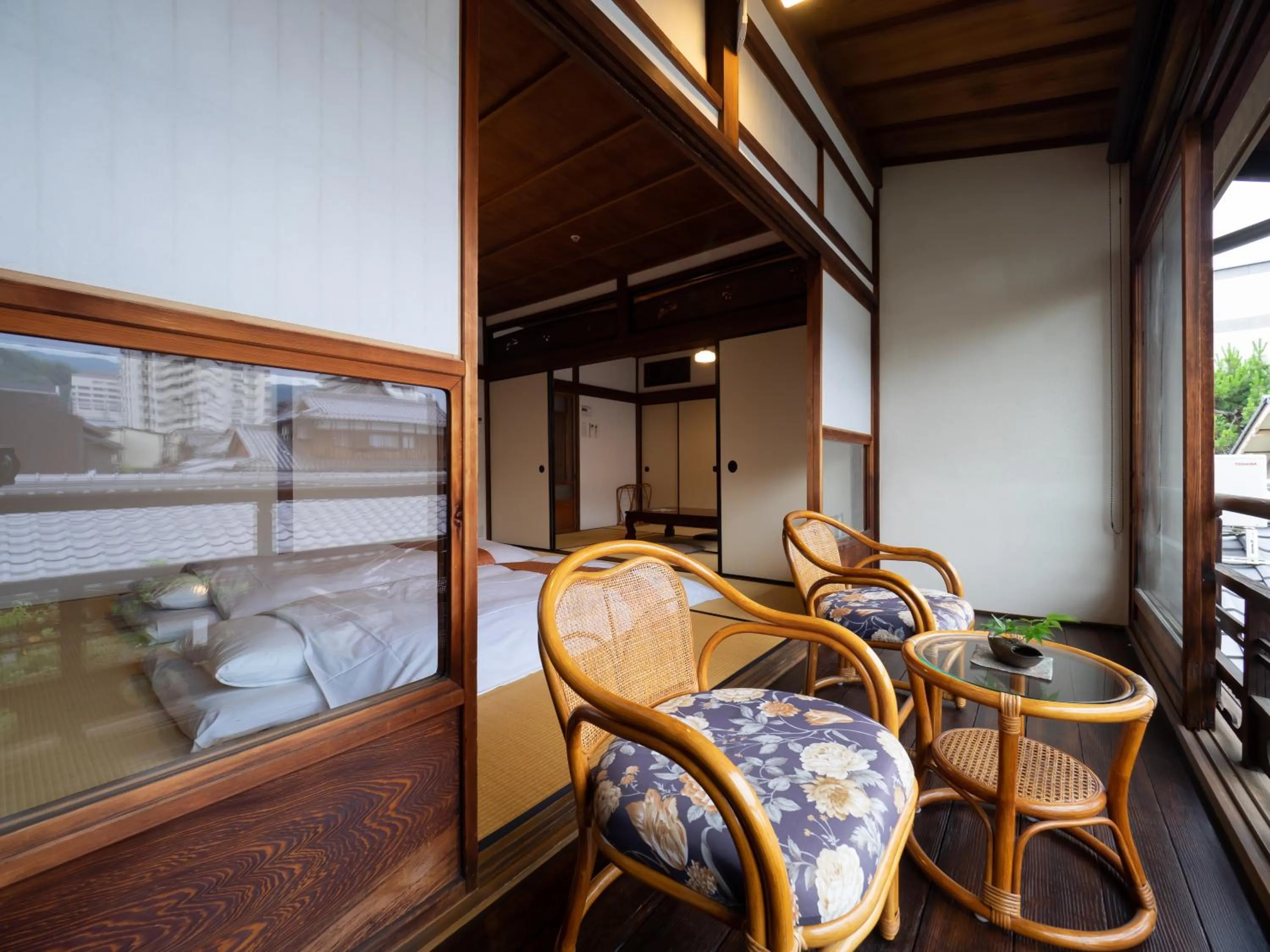 Inase Otsu Machiya Bed and Breakfast