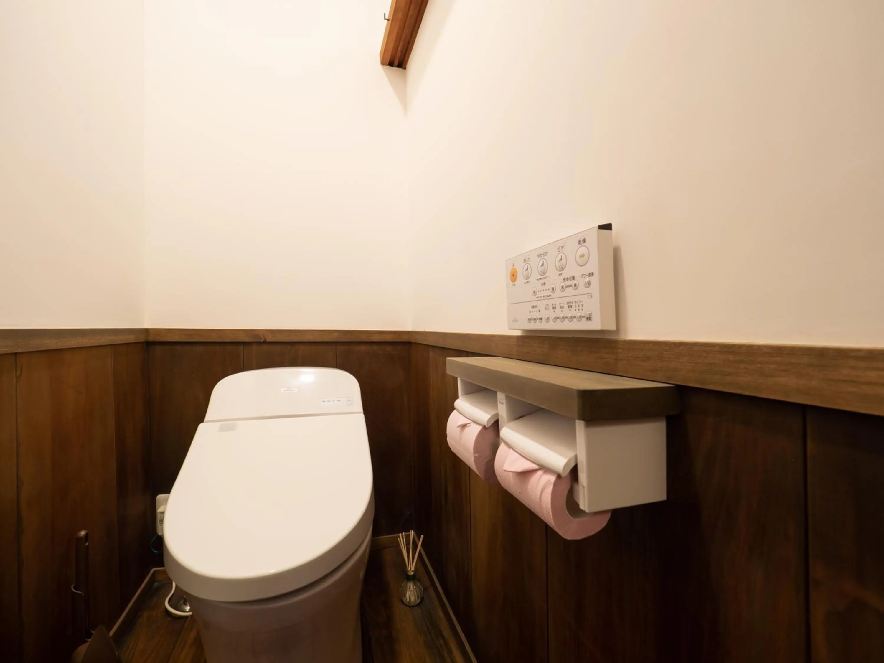 Inase Otsu Machiya Bed and Breakfast