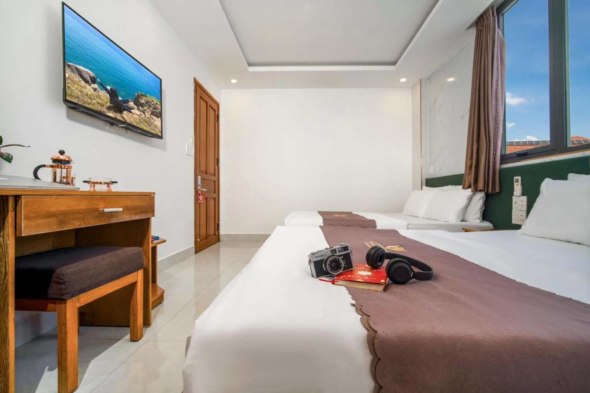 Bed in Trang Ngan Hotel by THG