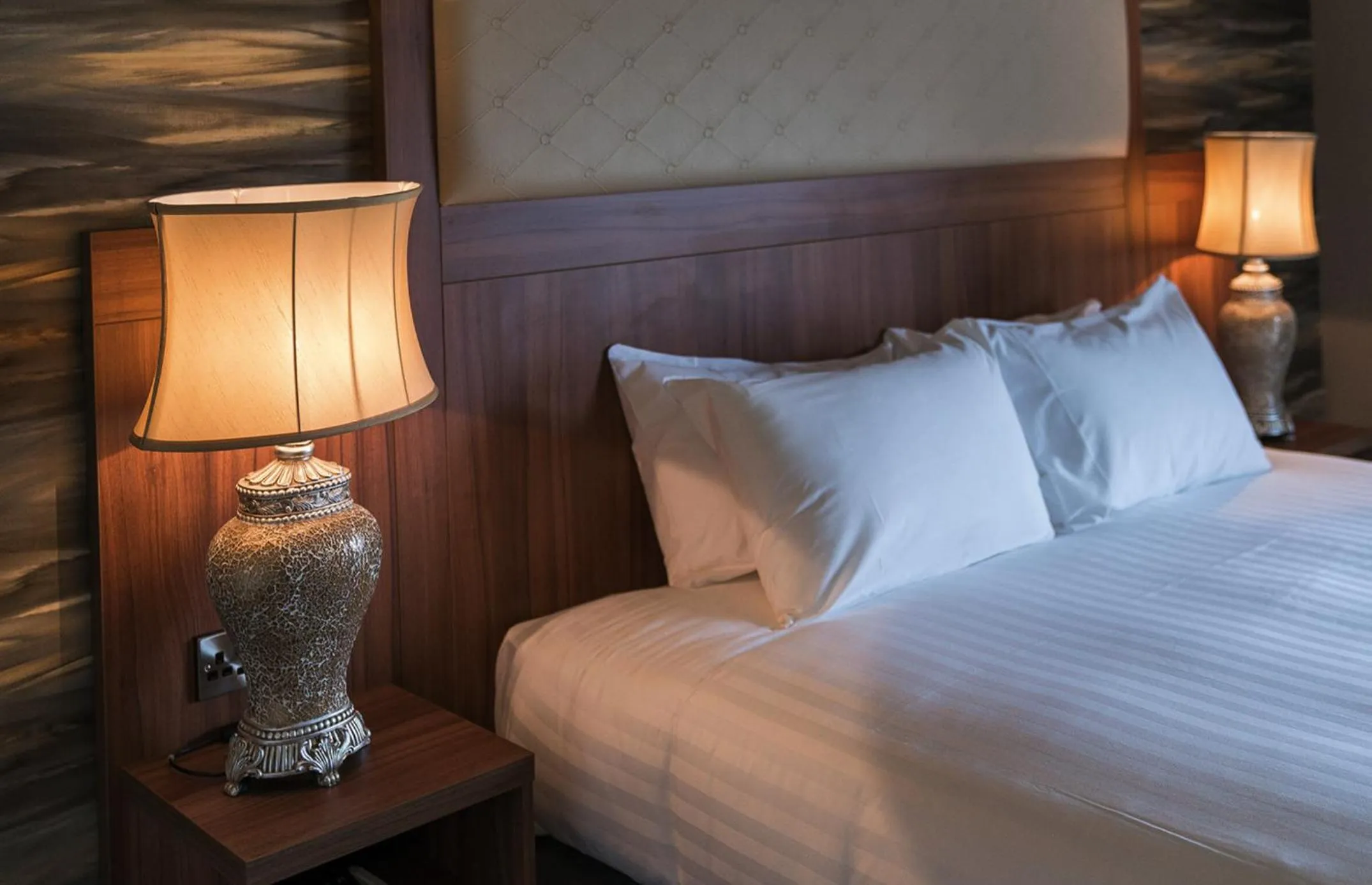 Bed in Dunadry Hotel And Gardens